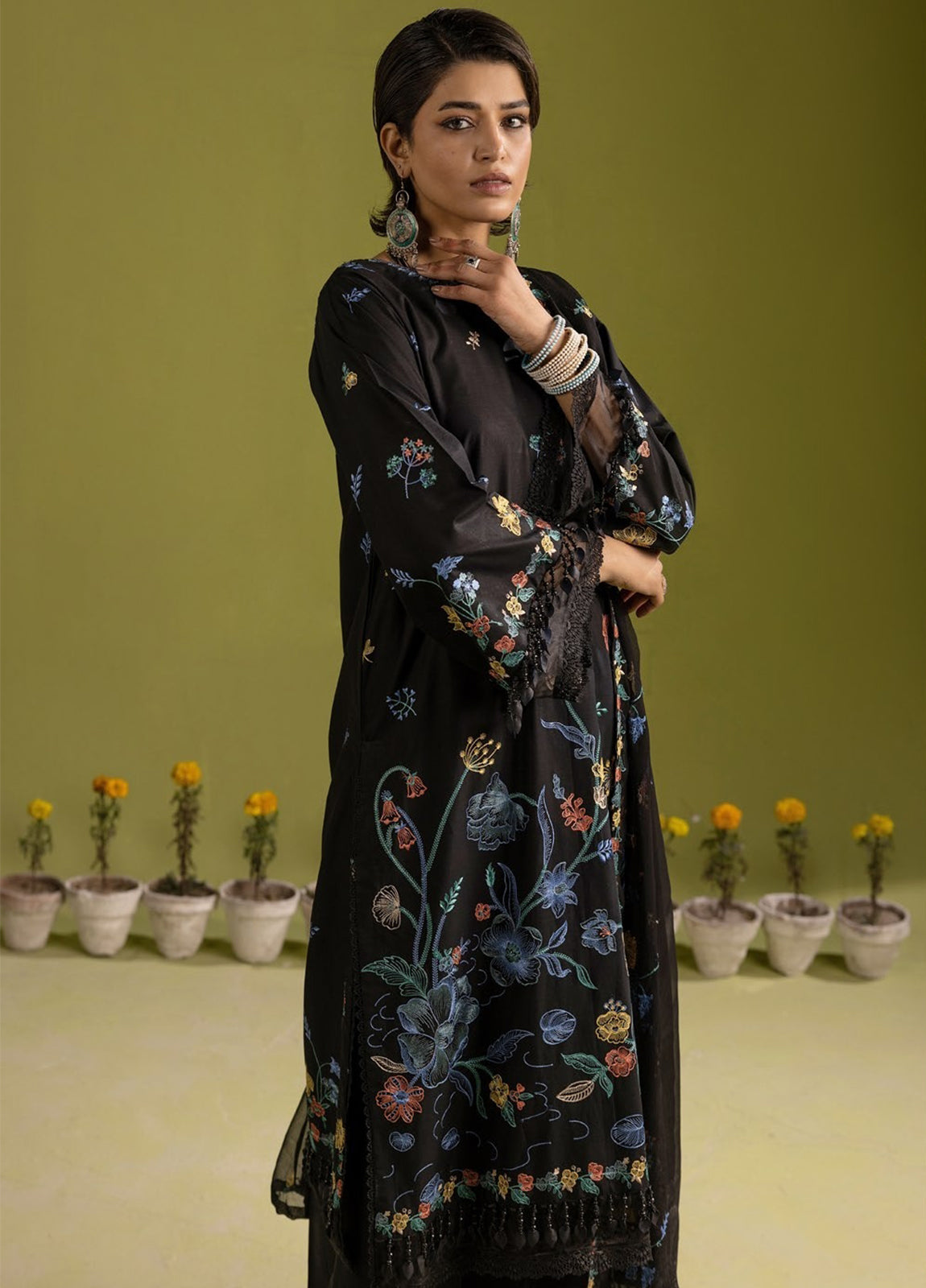 Gul-E-Bahaar By Khoobsurat Embroidered Lawn Unstitched 3pcs
