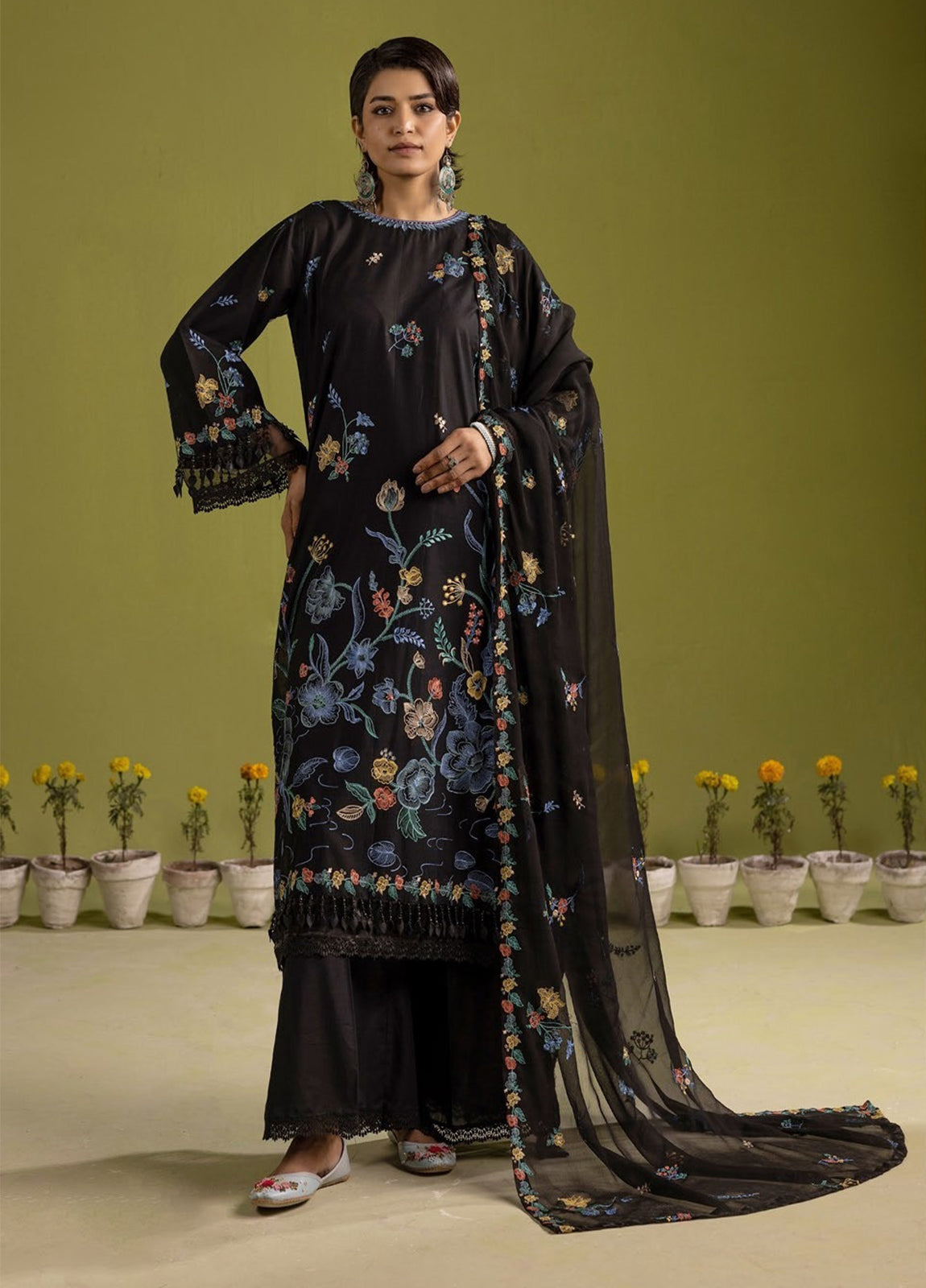 Gul-E-Bahaar By Khoobsurat Embroidered Lawn Unstitched 3pcs
