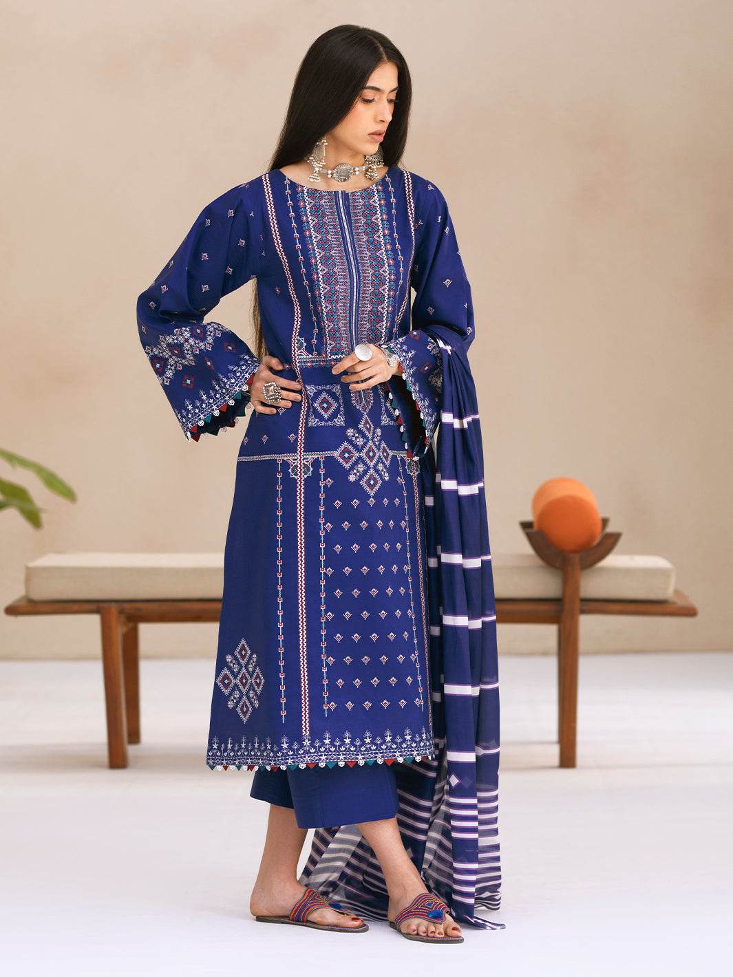 Bin Ilyas Summer Edit'25 Embroidered Lawn Unstitched 3pcs - Jotey