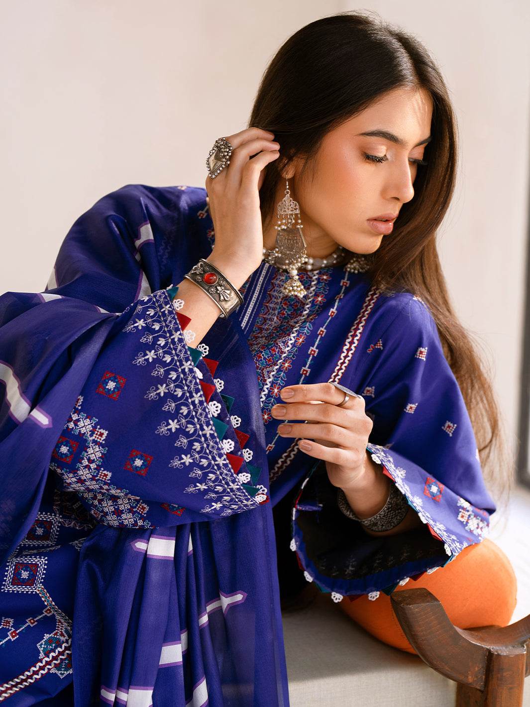Bin Ilyas Summer Edit'25 Embroidered Lawn Unstitched 3pcs - Jotey