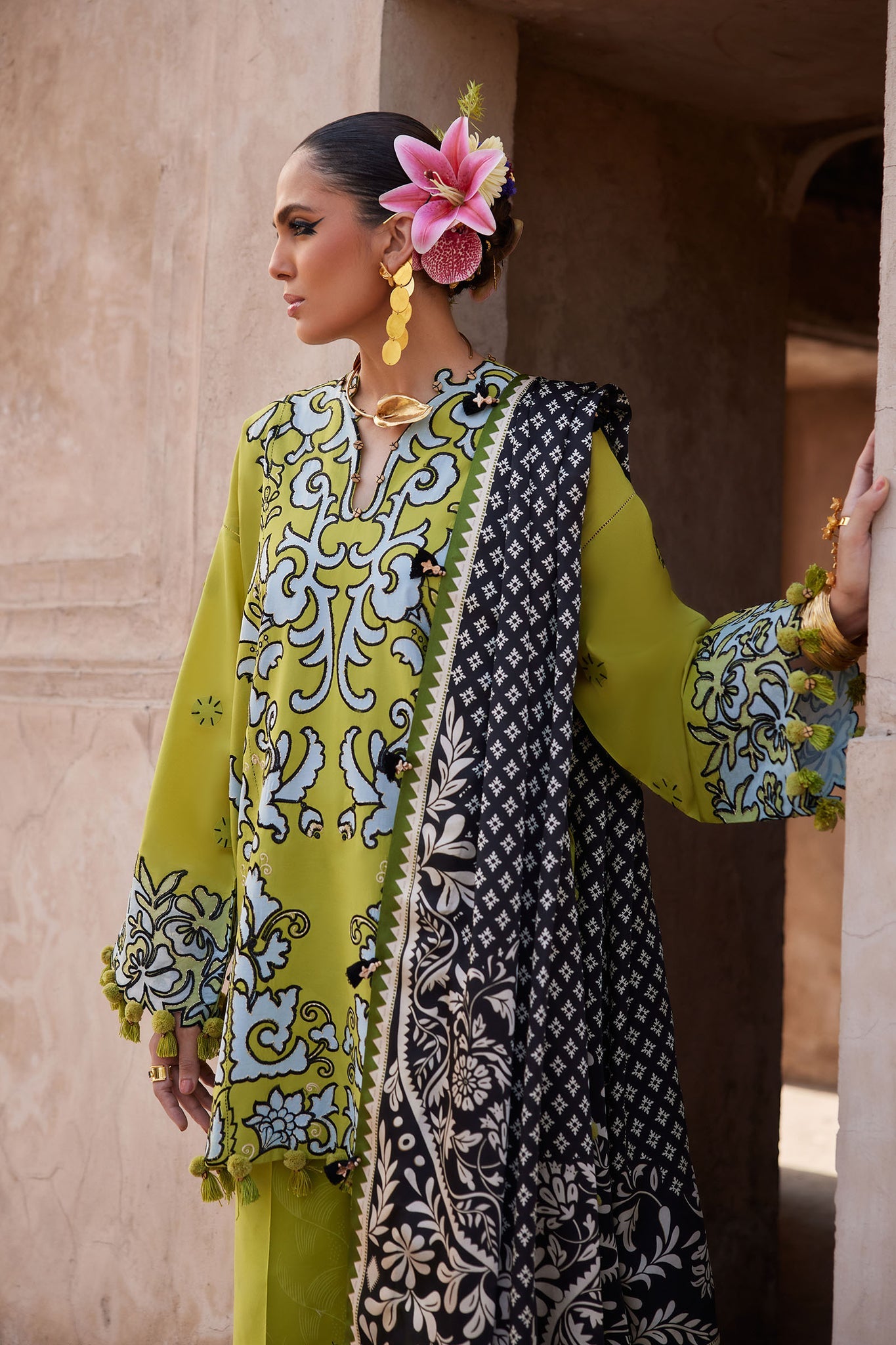 Elan Embroidered Lawn Unstitched 3pcs