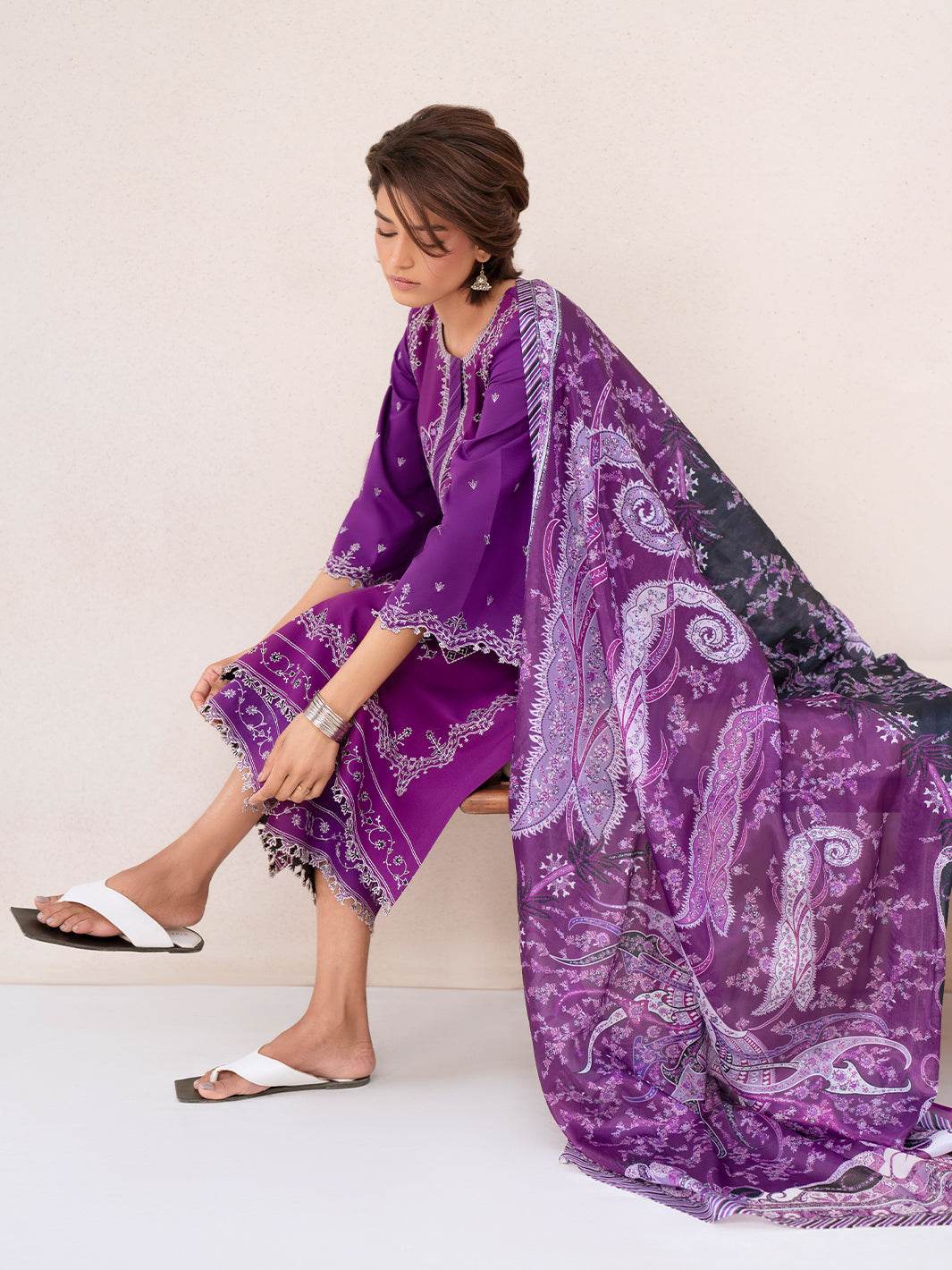 Bin Ilyas Summer Edit'25 Embroidered Lawn Unstitched 3pcs - Jotey