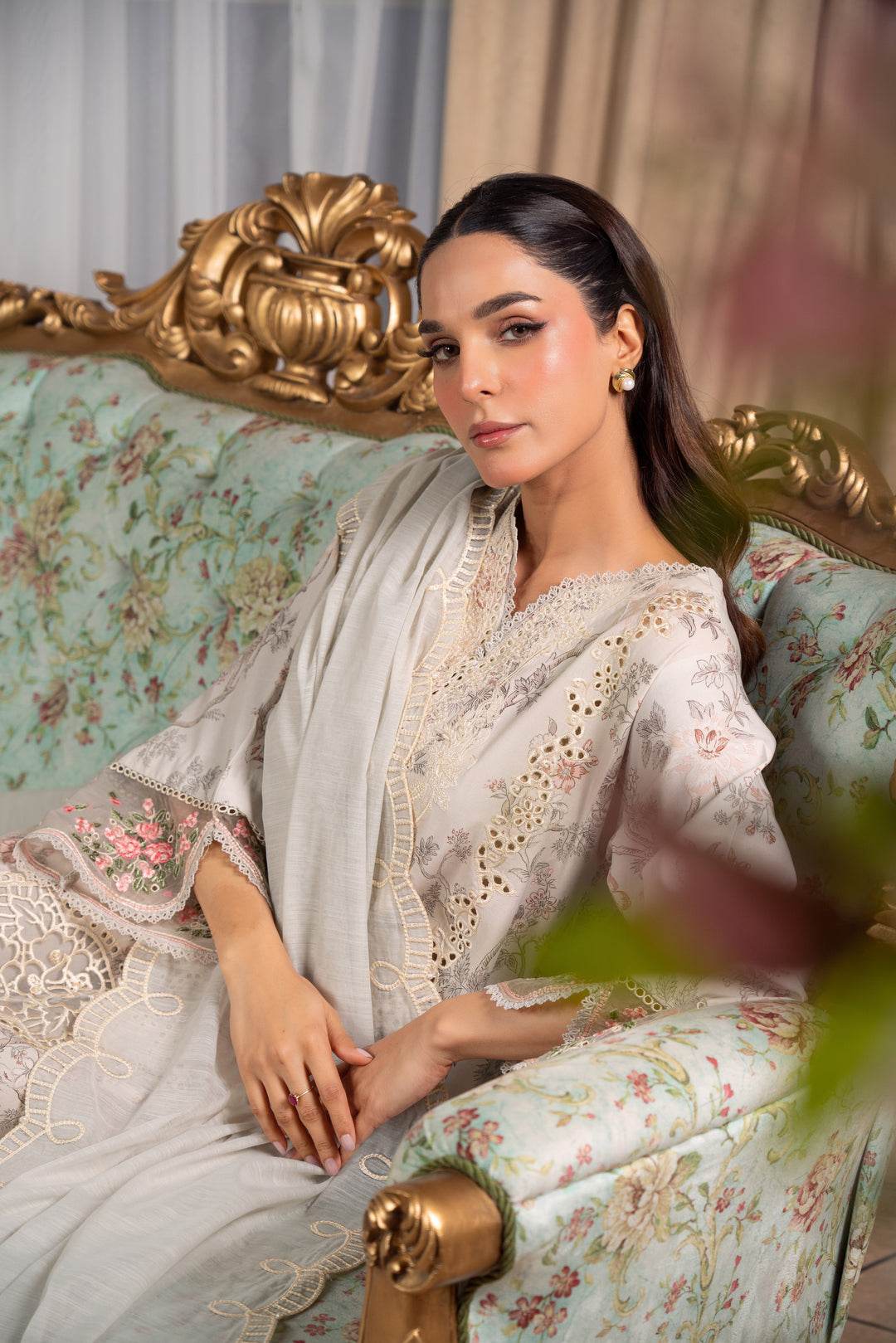 Atiya Irfan Preet Vol-02 Embroidered Unstitched Lawn 3pcs - Jotey