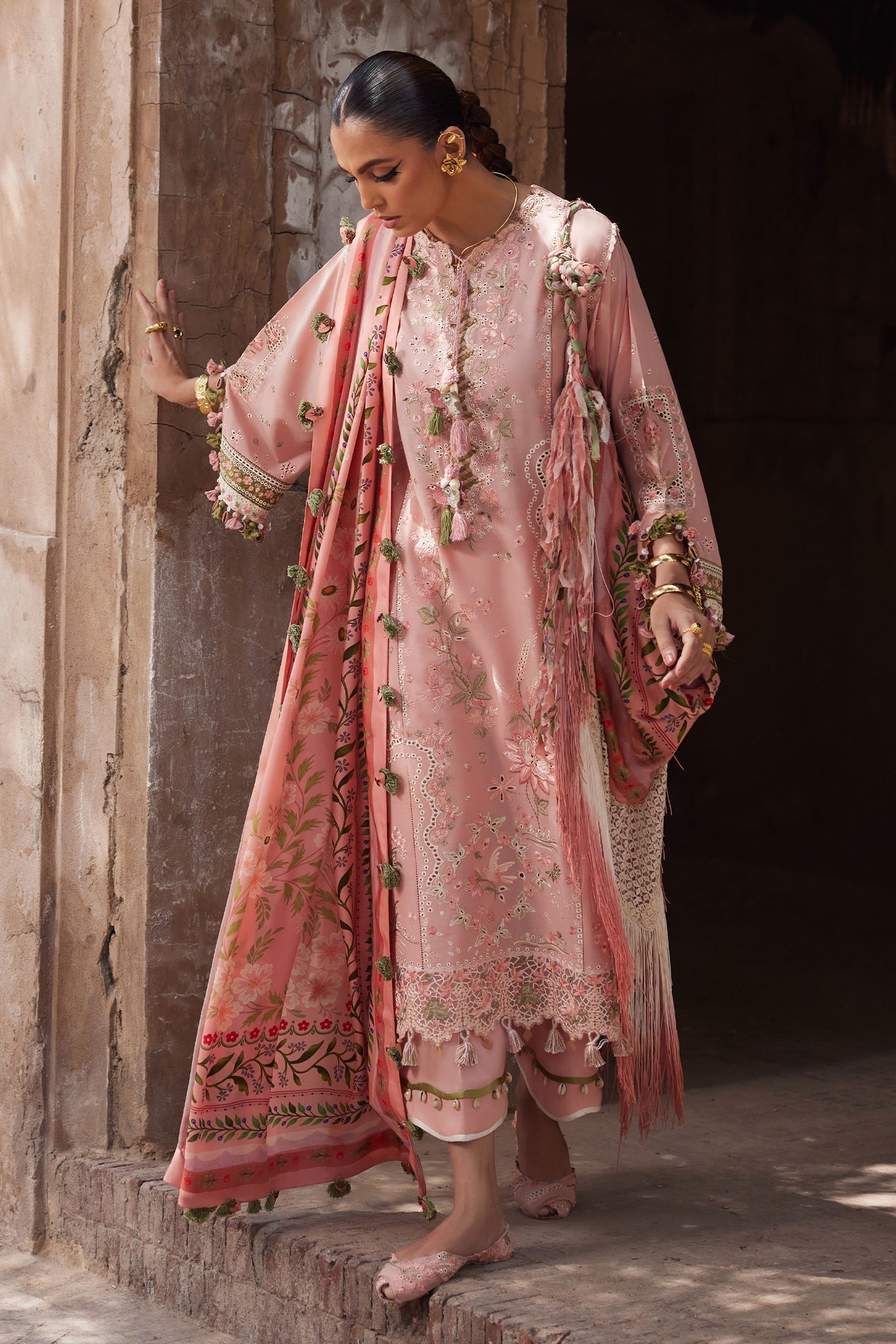 Elan Embroidered Lawn Unstitched 3pcs