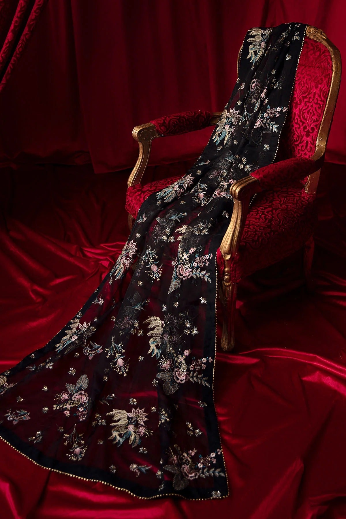 Nureh Elanora Embroidered Luxury  3pcs