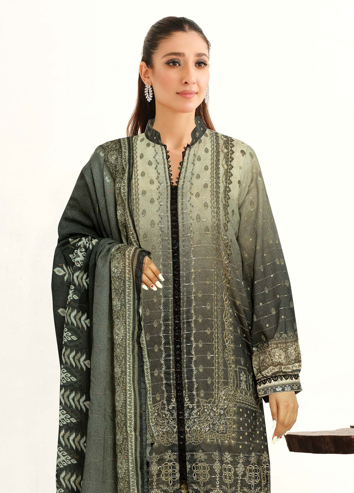 Roshna By Johra Embroidered Printed Lawn Unstitched 3Pcs
