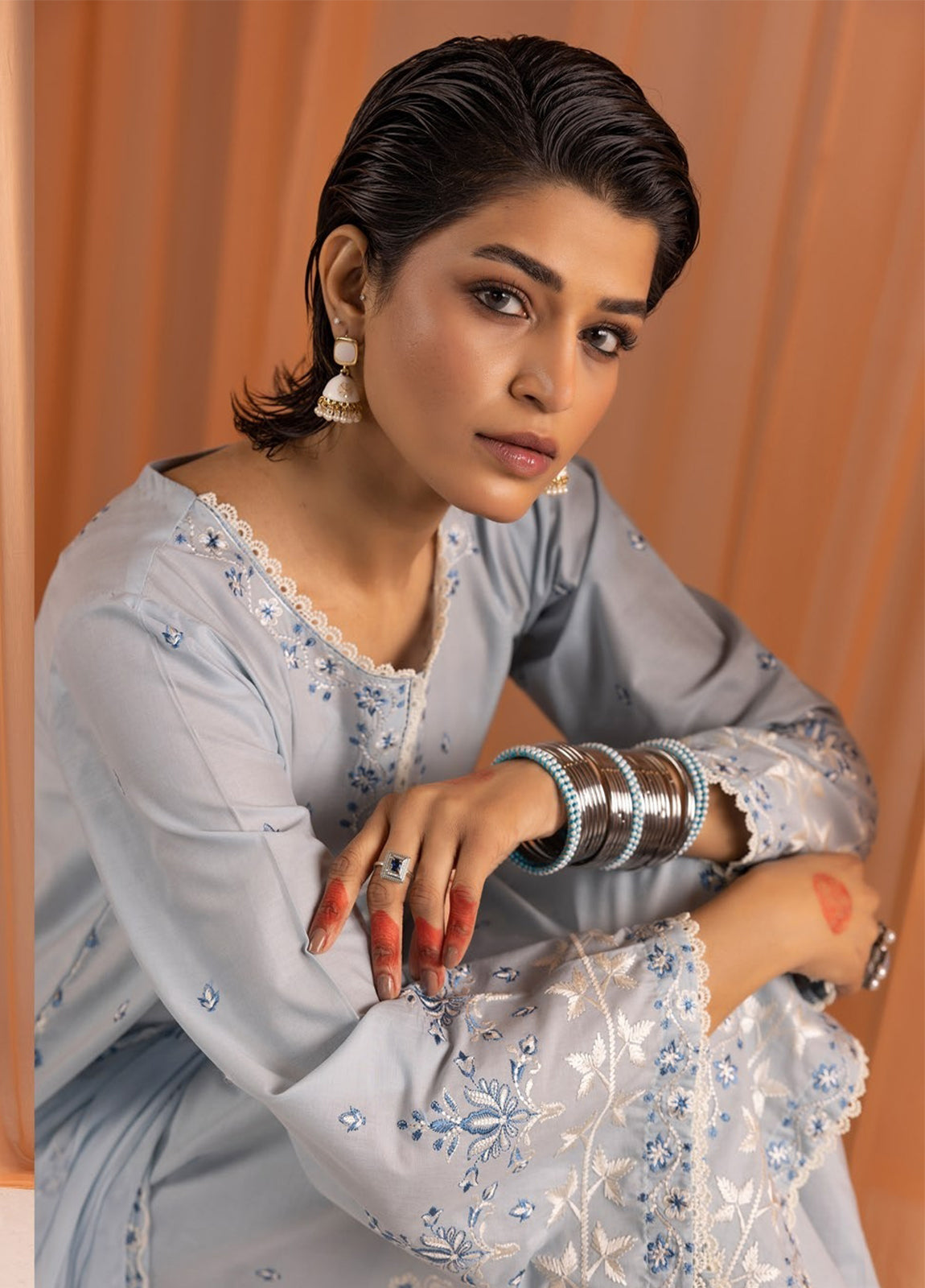 Gul-E-Bahaar By Khoobsurat Embroidered Lawn Unstitched 3pcs
