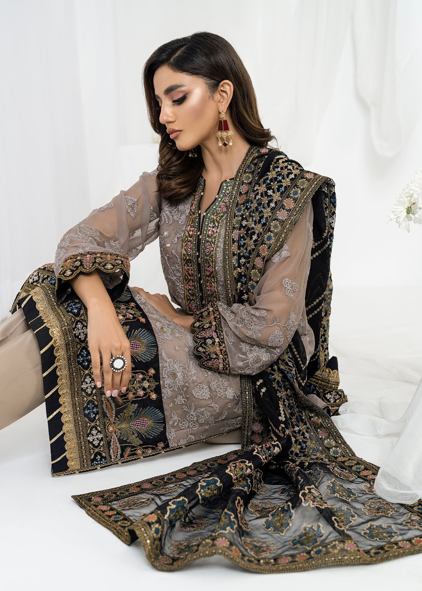 Mahrani By Noorma Kaamal Signature Luxury Pret Stitched 3pcs
