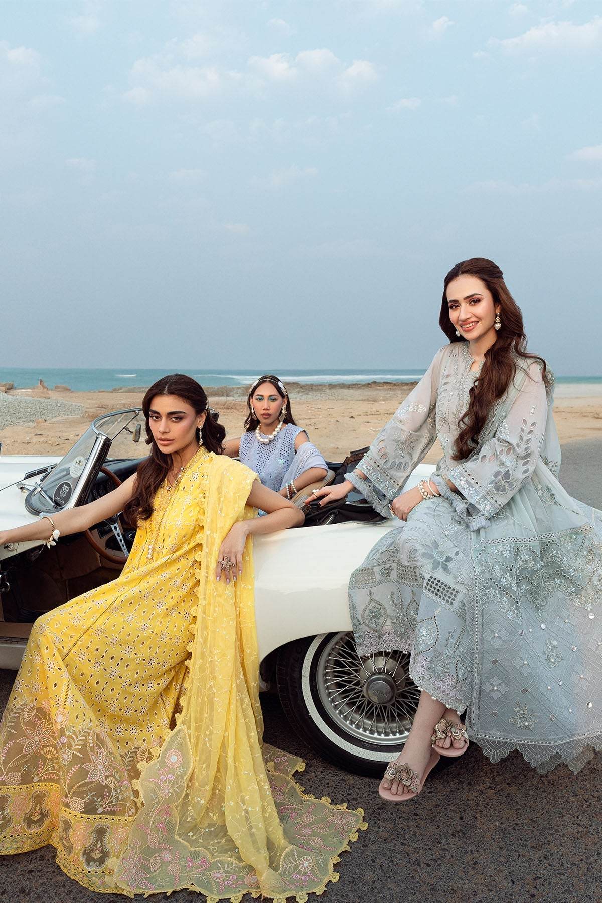 Nureh Khuwab Ebroidered & Embellished Swiss Voil Unstitched 3pcs - Jotey