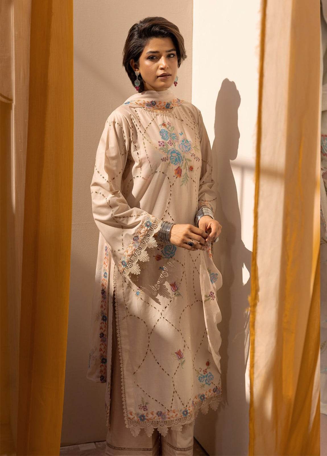 Gul-E-Bahaar By Khoobsurat Embroidered Lawn Unstitched 3pcs - Jotey