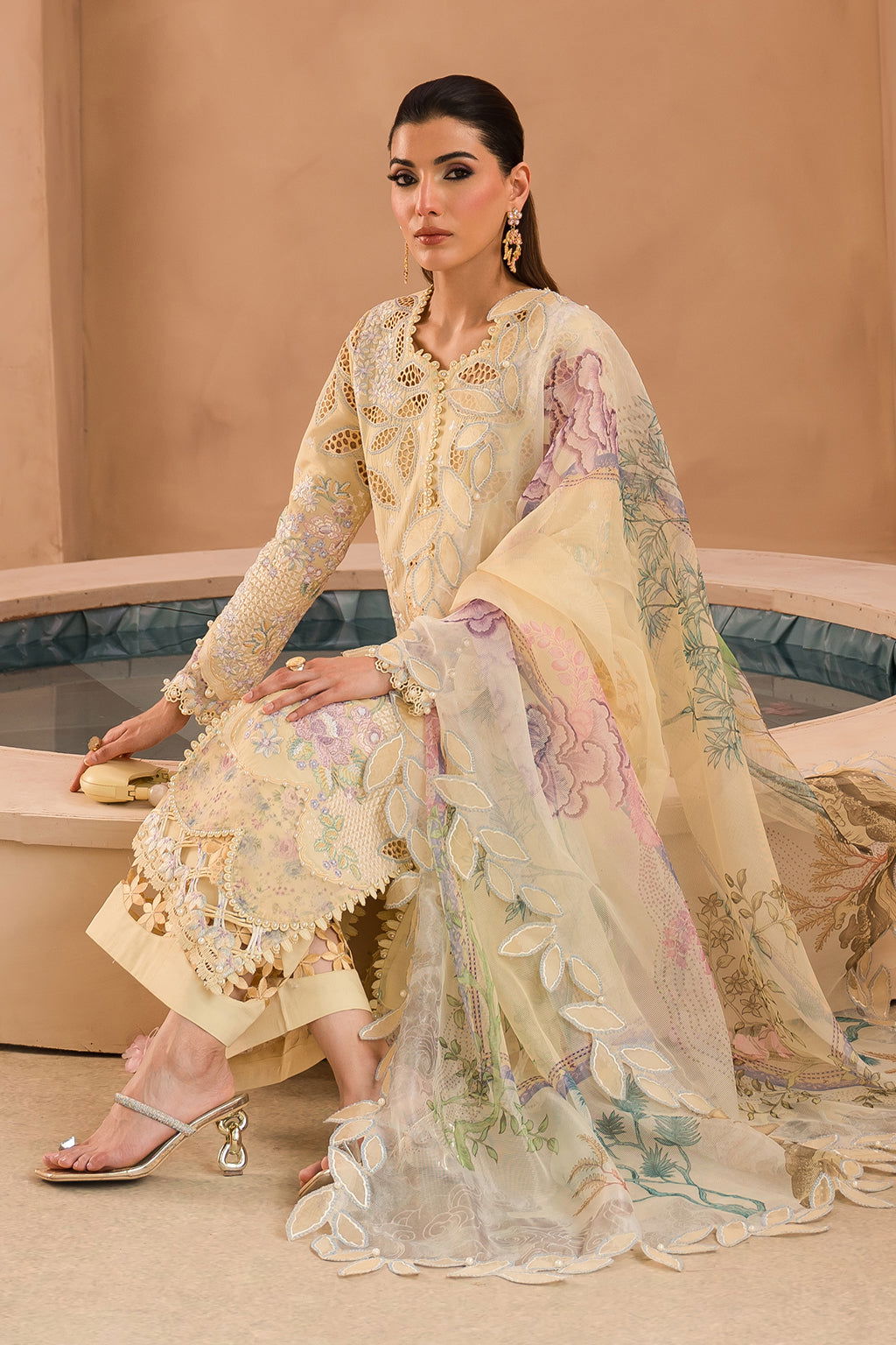 Afrozeh The Painted Garden Unstitched Lawn 3pcs - Jotey