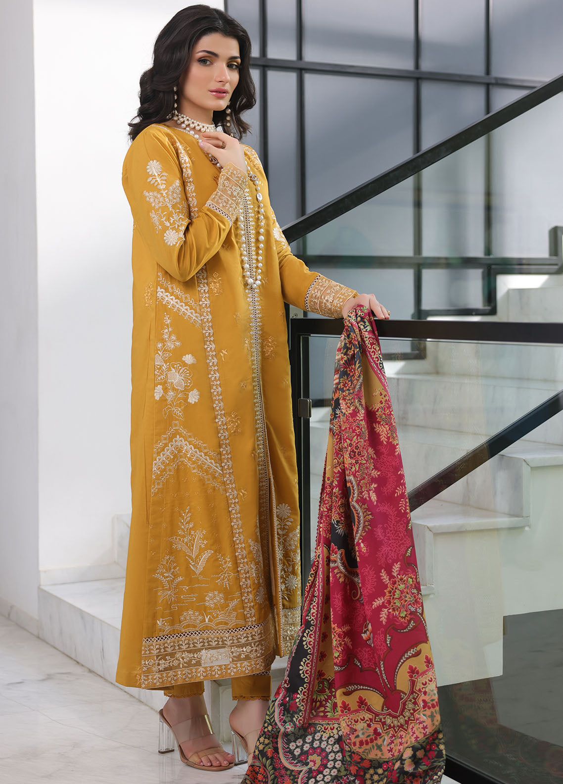 Sera by Sahne Embroidered Lawn 3pcs - Jotey