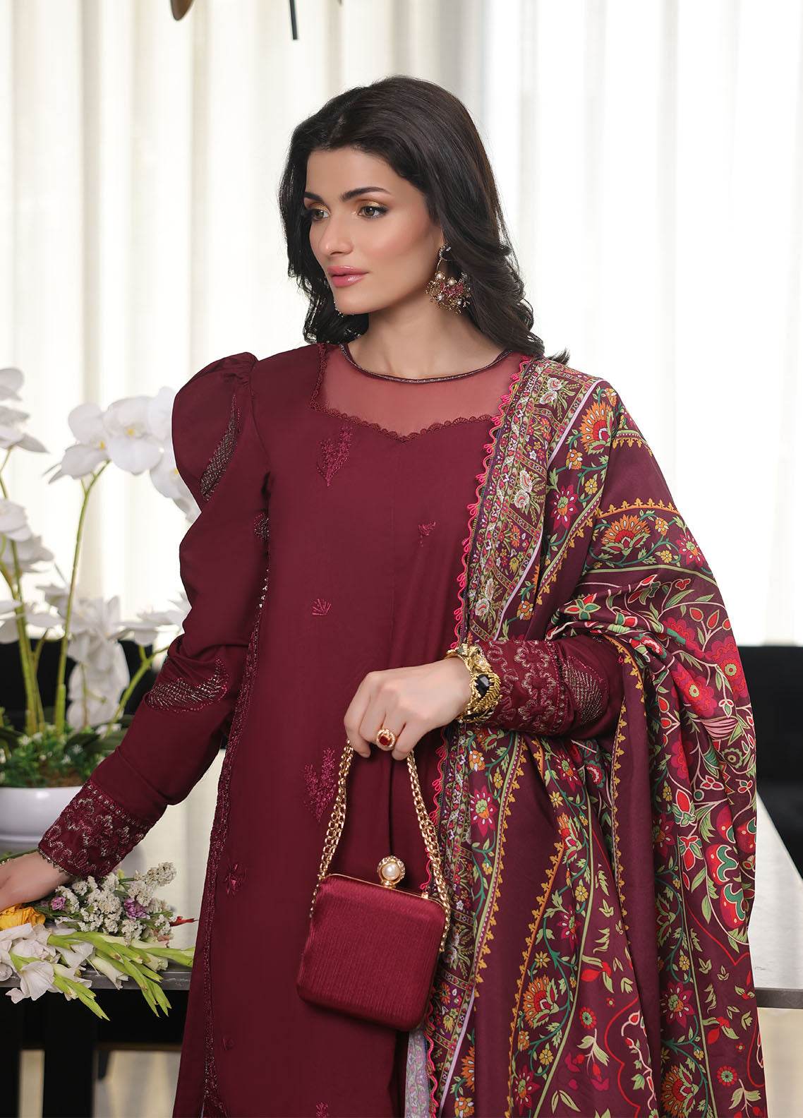 Sera by Sahne Embroidered Lawn 3pcs - Jotey