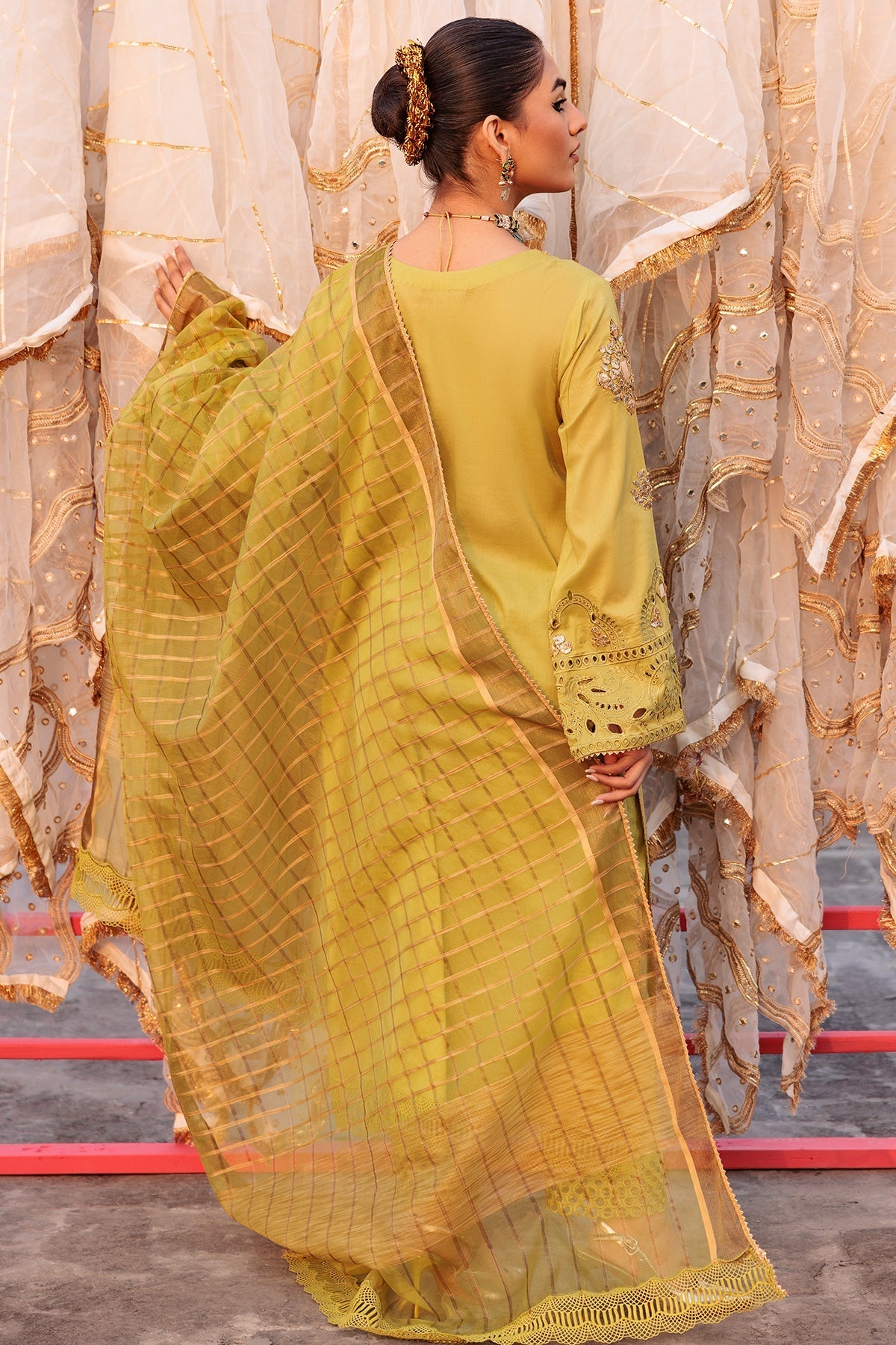 Charizma Eid Edit Vol-01 Embroidered Lawn 3pcs - Jotey