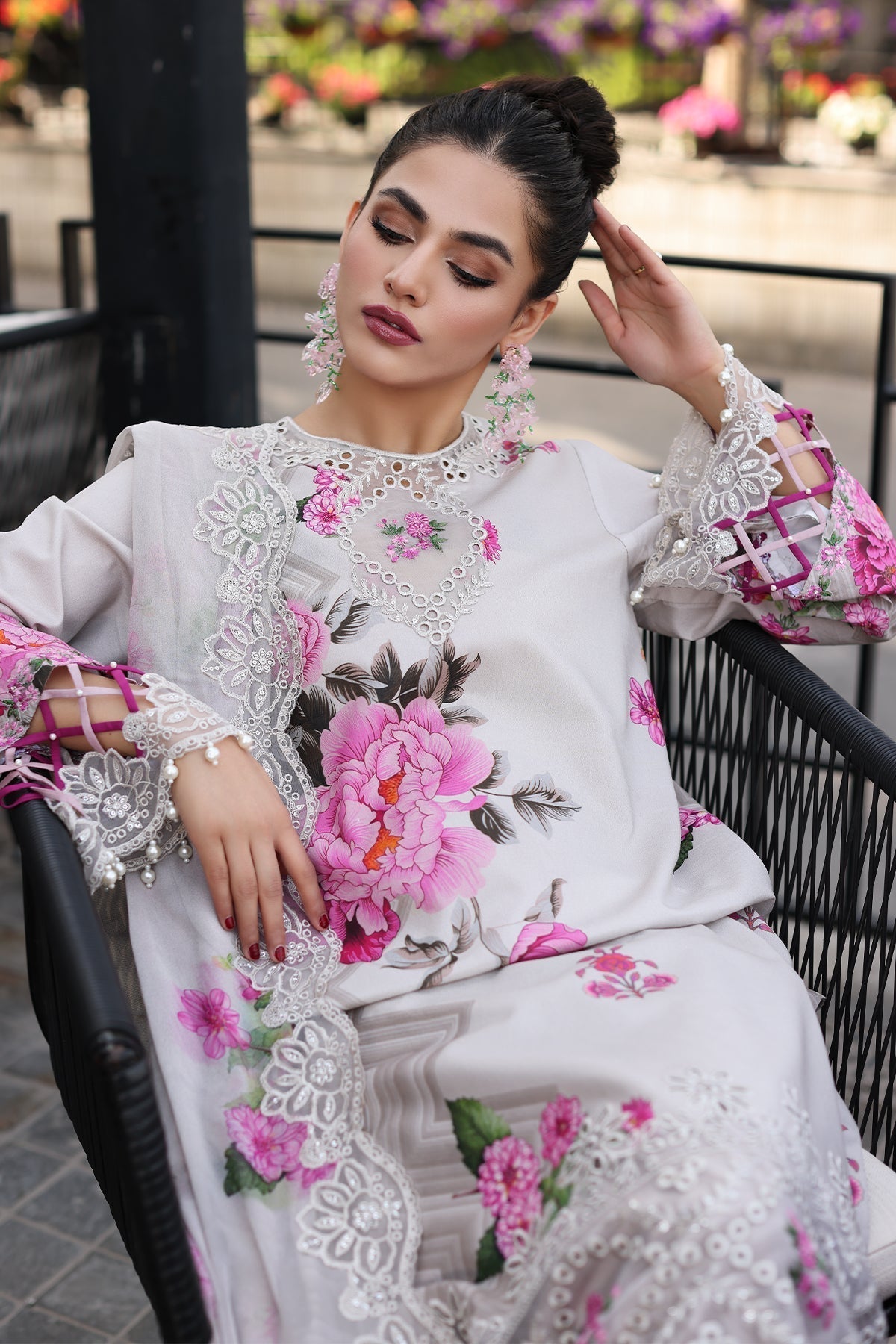 Charizma Rang E Bahar Embroidered Lawn 3pcs - Jotey