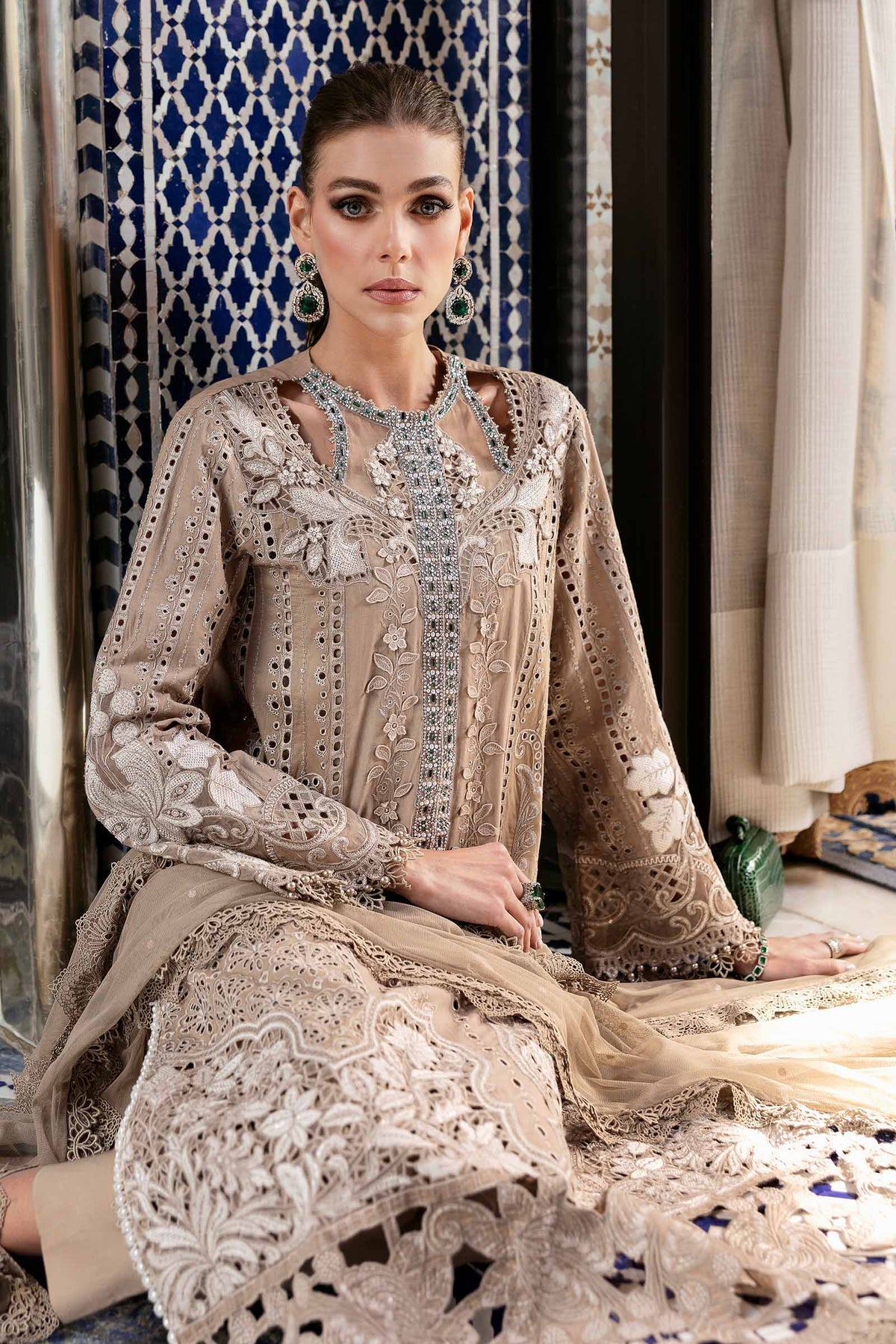 Maria B. Lawn Vol-25 Embroidered Unstitched 3pcs