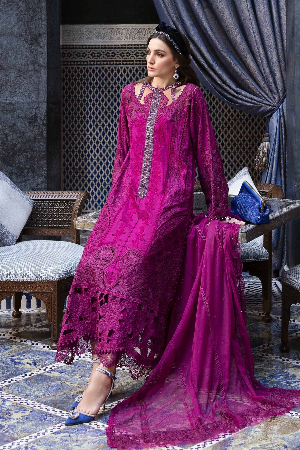 Maria B. Lawn Vol-25 Embroidered Unstitched 3pcs