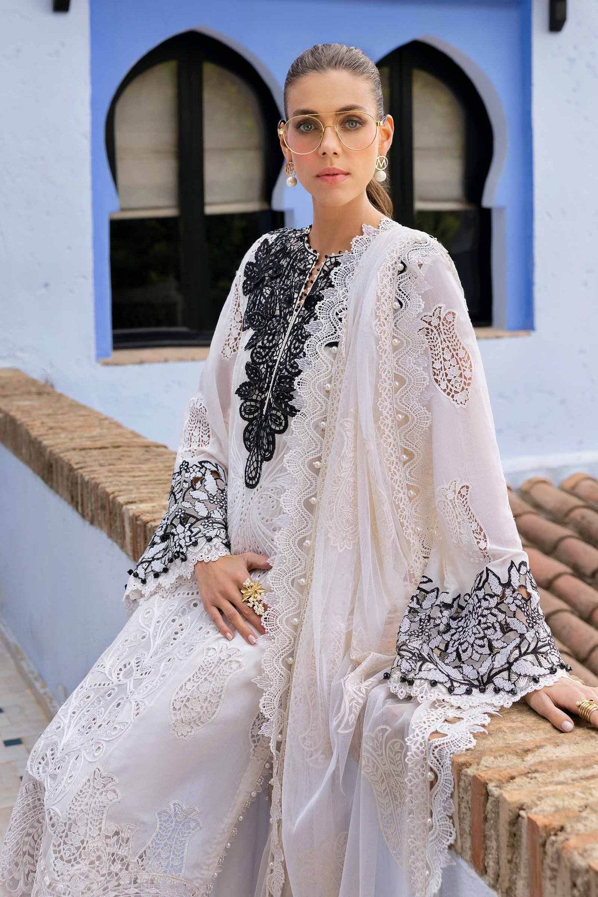 Maria B. Lawn Vol-25 Embroidered Unstitched 3pcs - Jotey