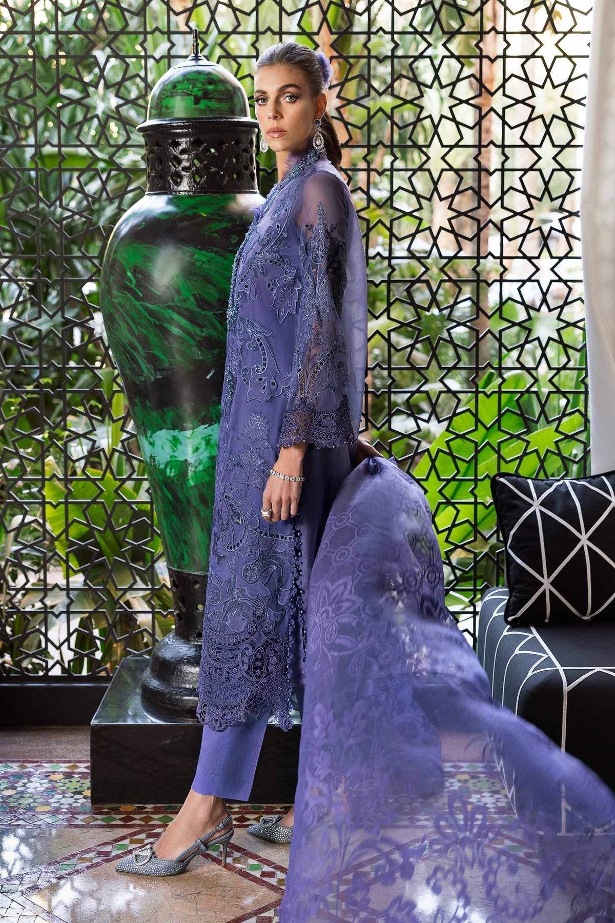 Maria B. Lawn Vol-25 Embroidered Unstitched 3pcs - Jotey
