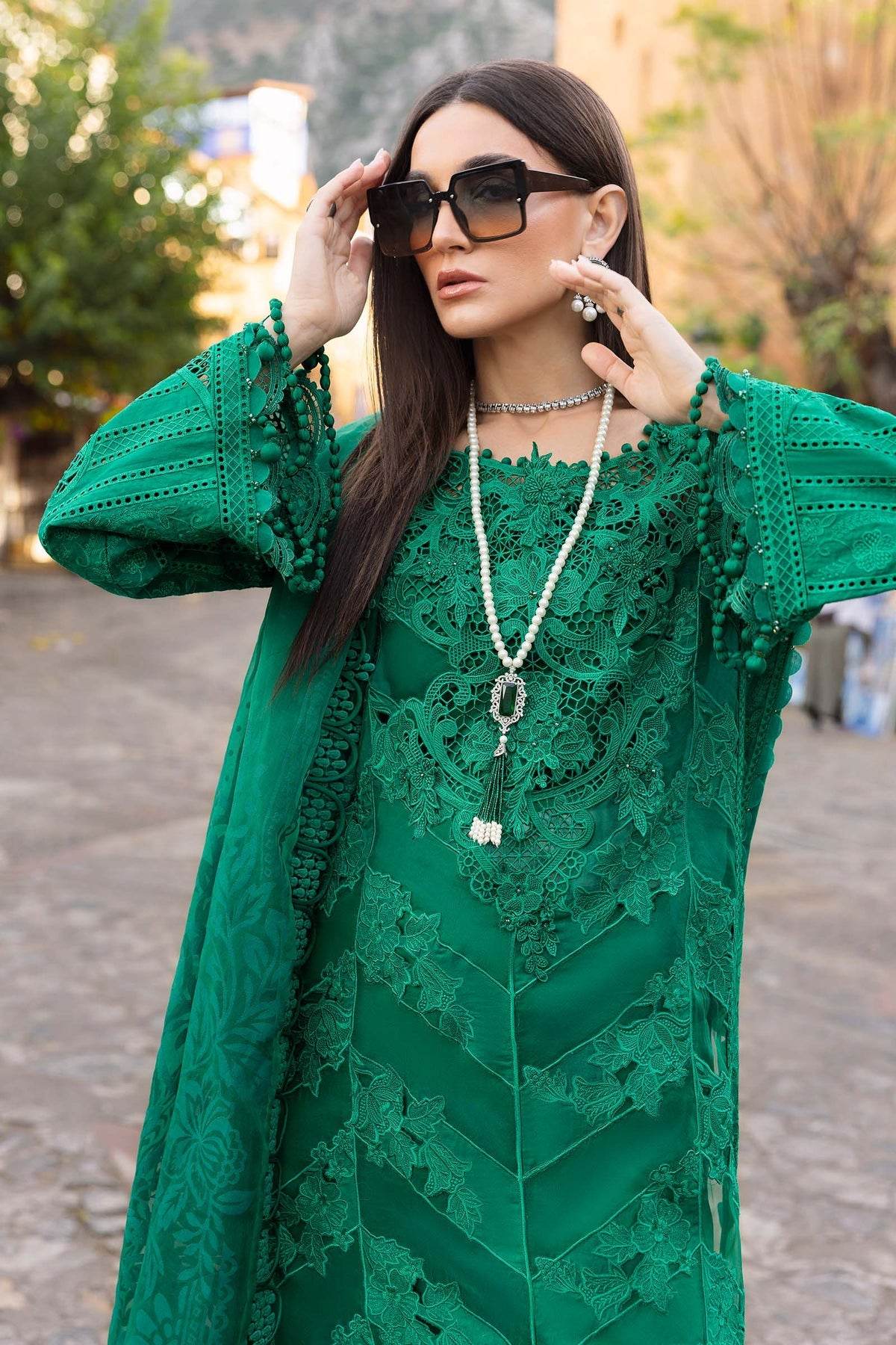 Maria B. Lawn Vol-25 Embroidered Unstitched 3pcs - Jotey