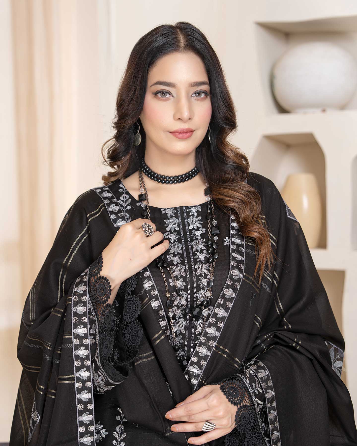 Man Pasand By Aalaya Vol-05 Premium Embroidered Lawn Unstitched 3Pcs