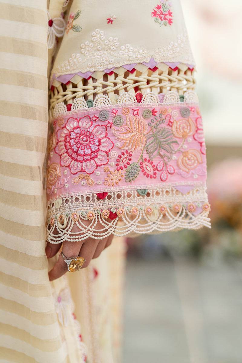 Qalamkar Sahil Embroidered Luxury Lawn 3pcs - Jotey