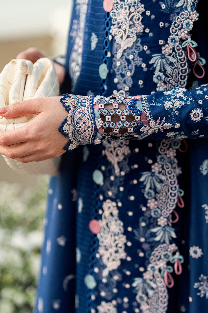 Qalamkar Sahil Embroidered Luxury Lawn 3pcs - Jotey