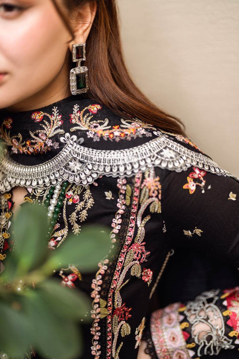 Qalamkar Sahil Embroidered Luxury Lawn 3pcs - Jotey
