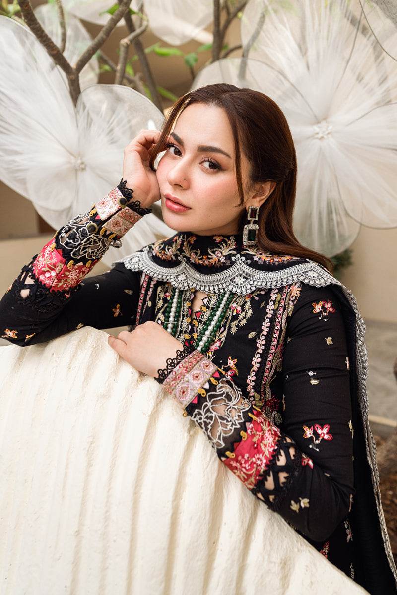 Qalamkar Sahil Embroidered Luxury Lawn 3pcs - Jotey