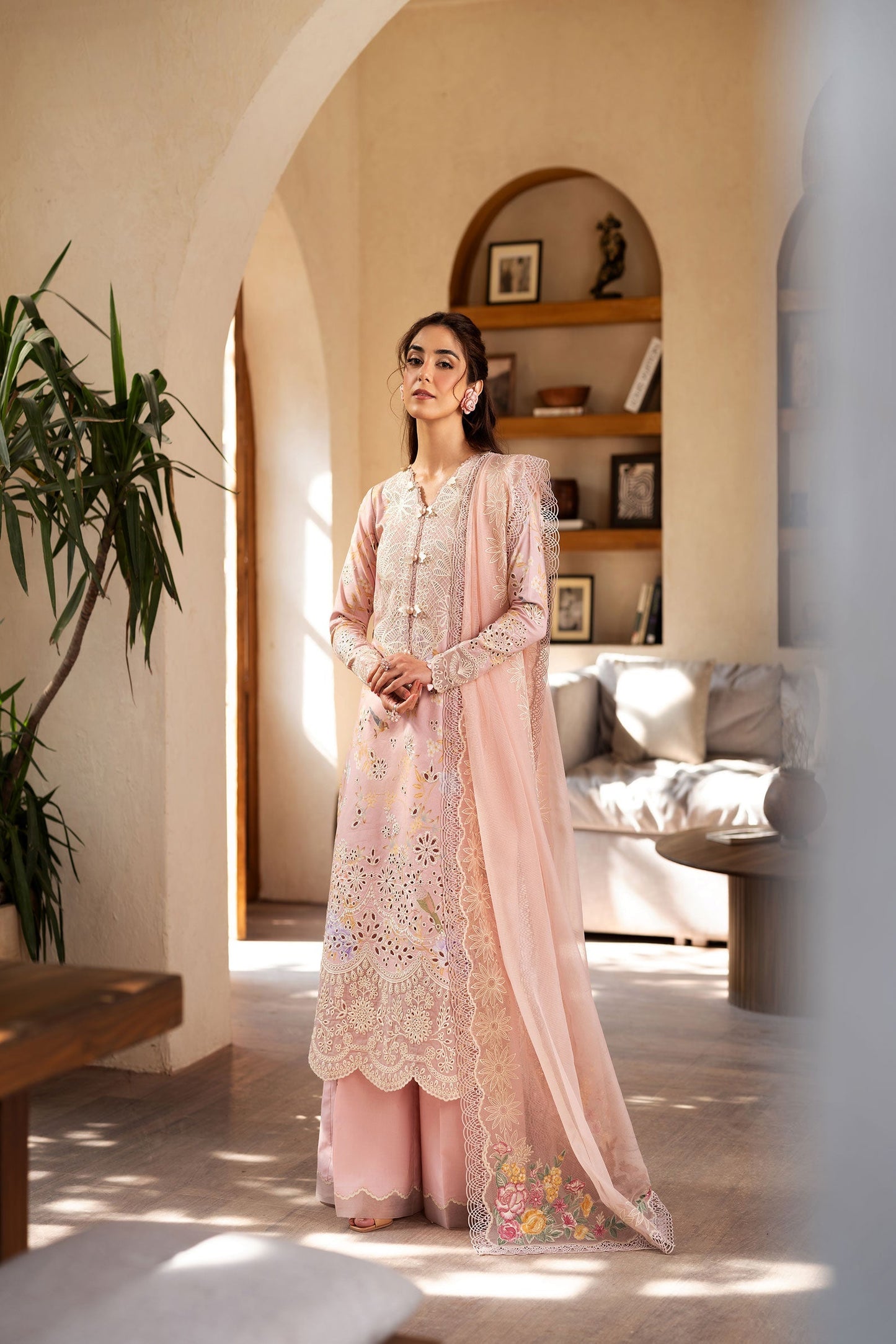 Maryam Hussain Luxury Lawn'25 Embroidered Unstitched 3pcs