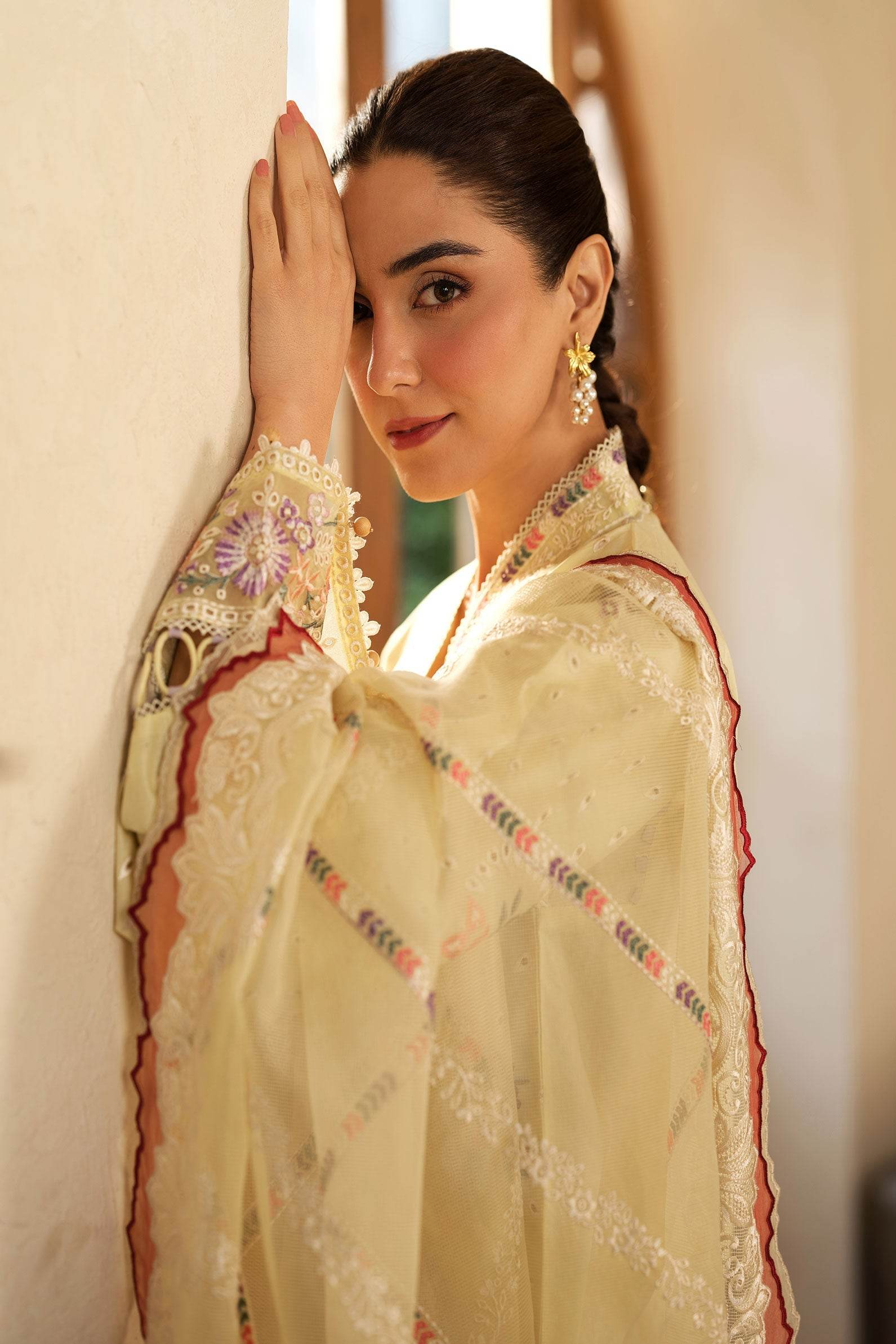 Maryam Hussain Luxury Lawn'25 Embroidered Unstitched 3pcs - Jotey