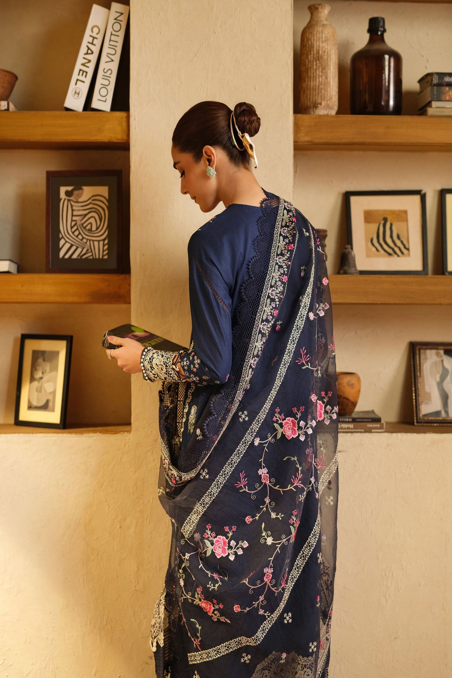 Maryam Hussain Luxury Lawn'25 Embroidered Unstitched 3pcs