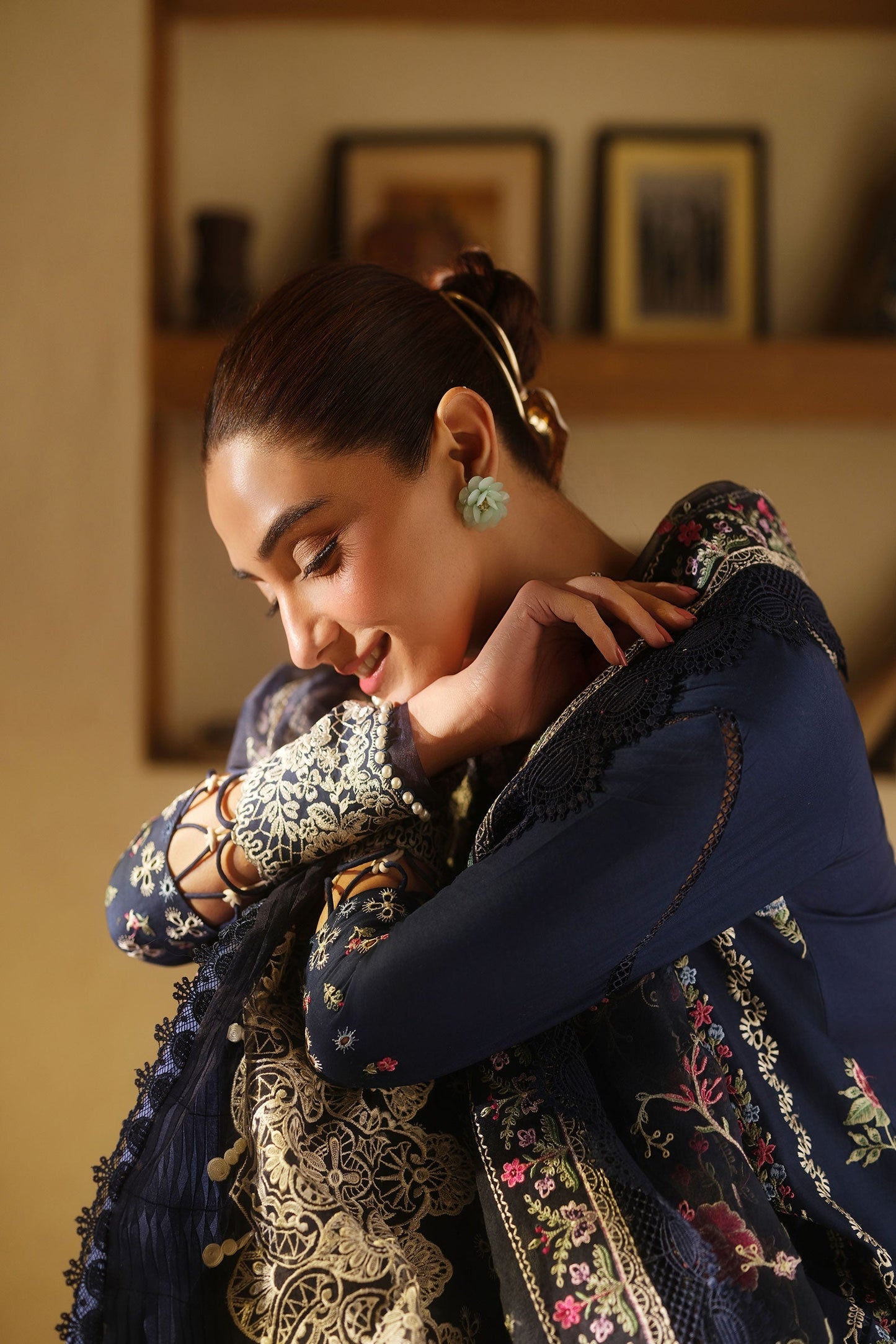 Maryam Hussain Luxury Lawn'25 Embroidered Unstitched 3pcs