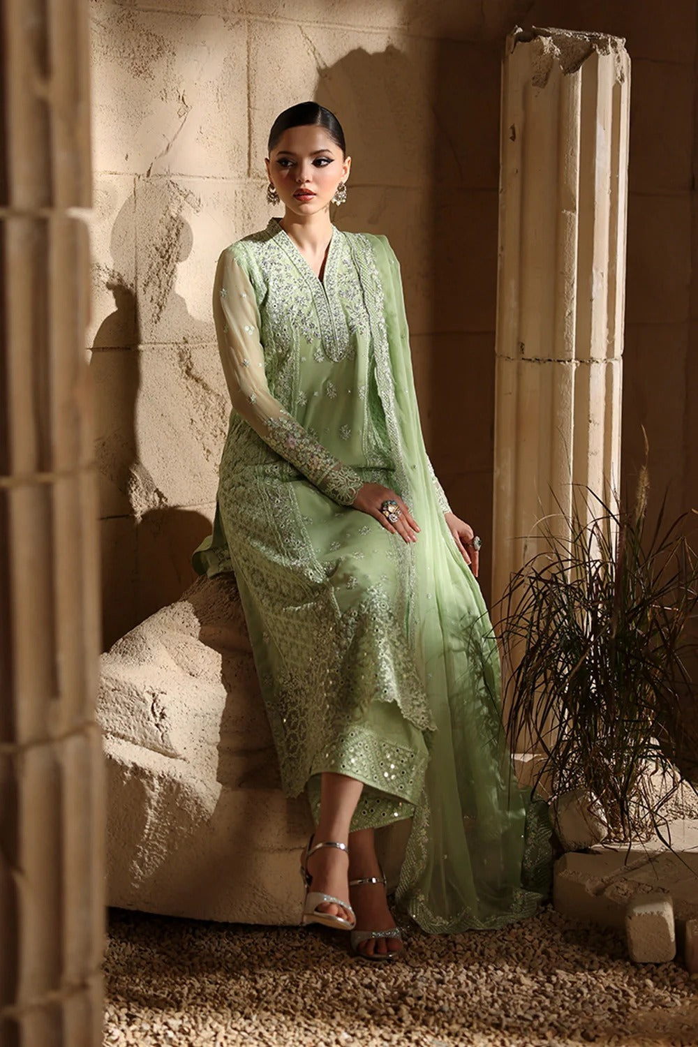 Azure Luxe 2025 Embroidered Chiffon Unstitched 3 Piece