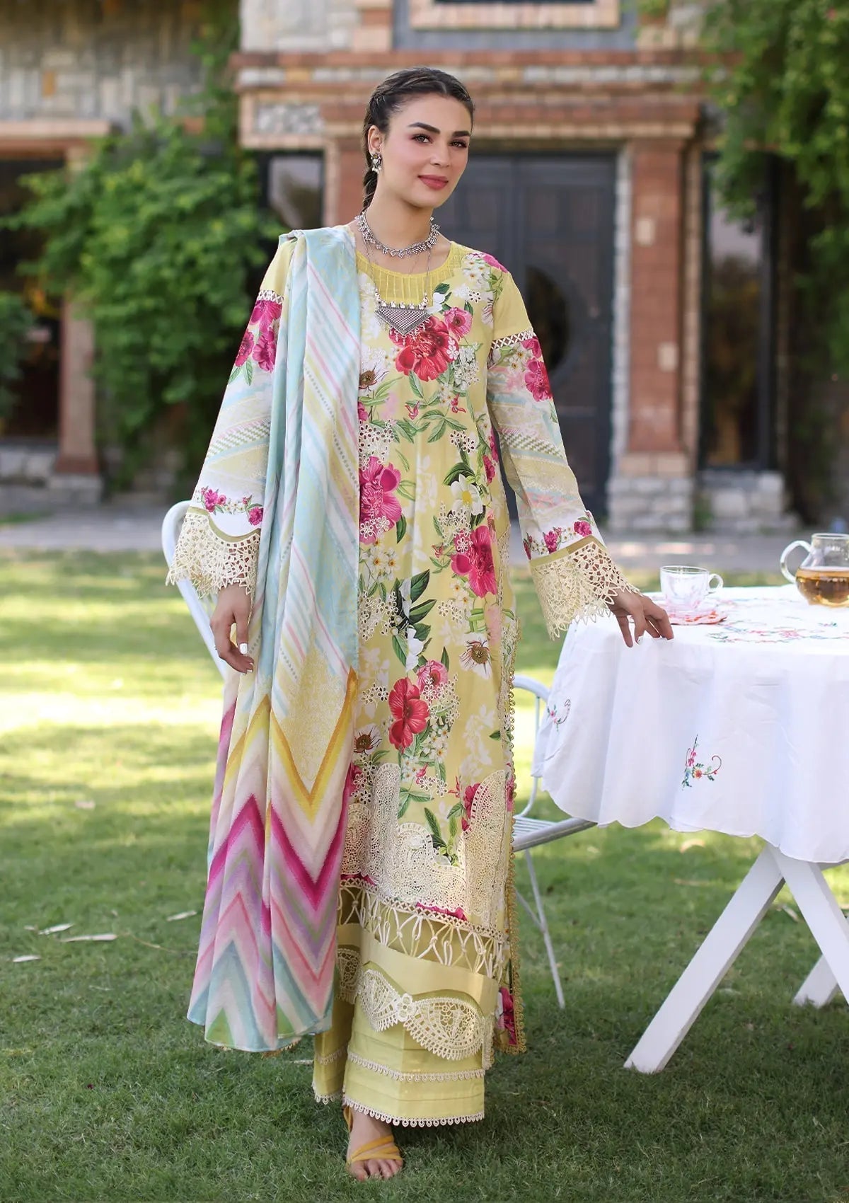 Elaf Print Chikankari Lawn Unstitched 3pcs - Jotey