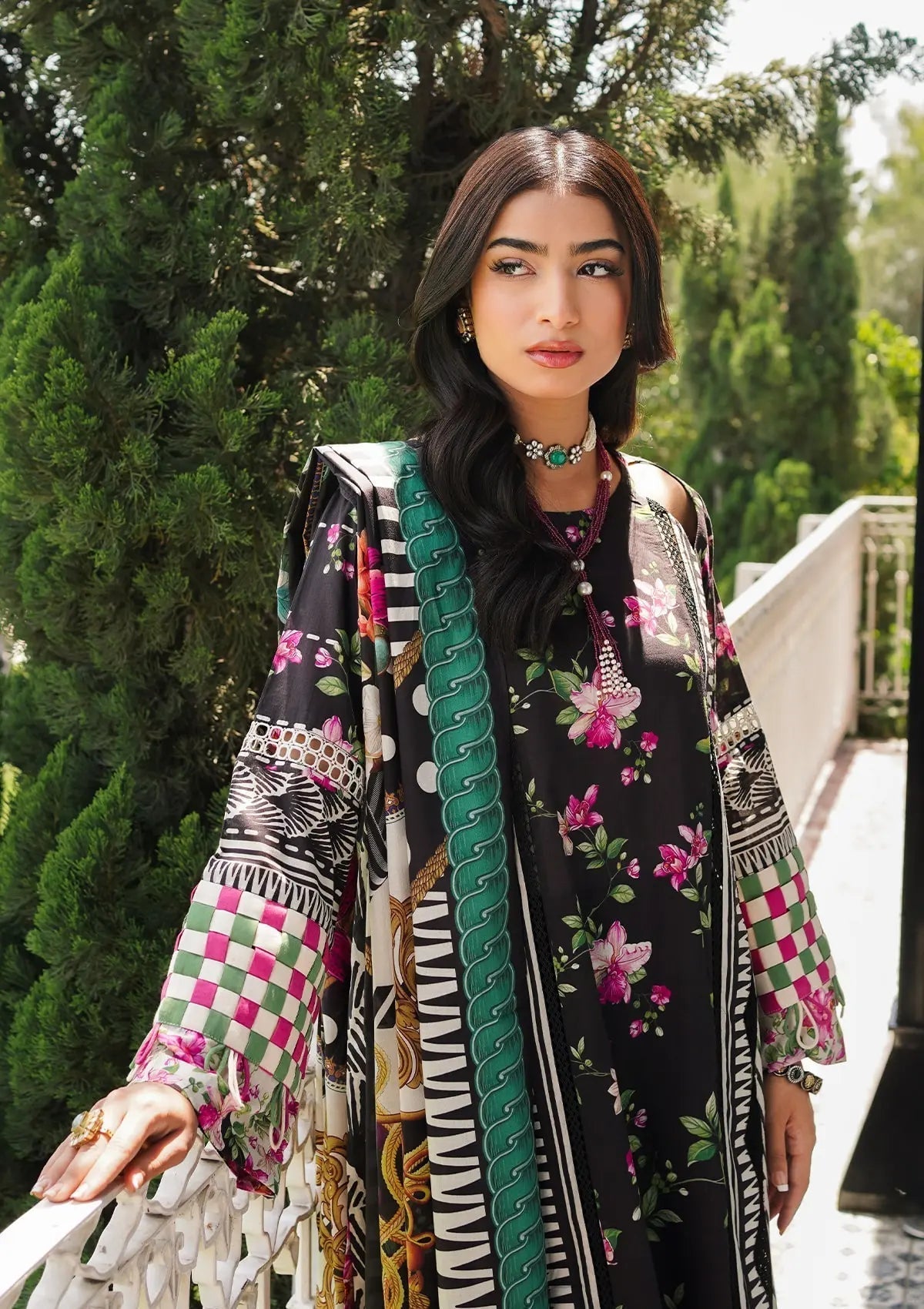 Elaf Printed Lawn Unstitched 3pcs - Jotey