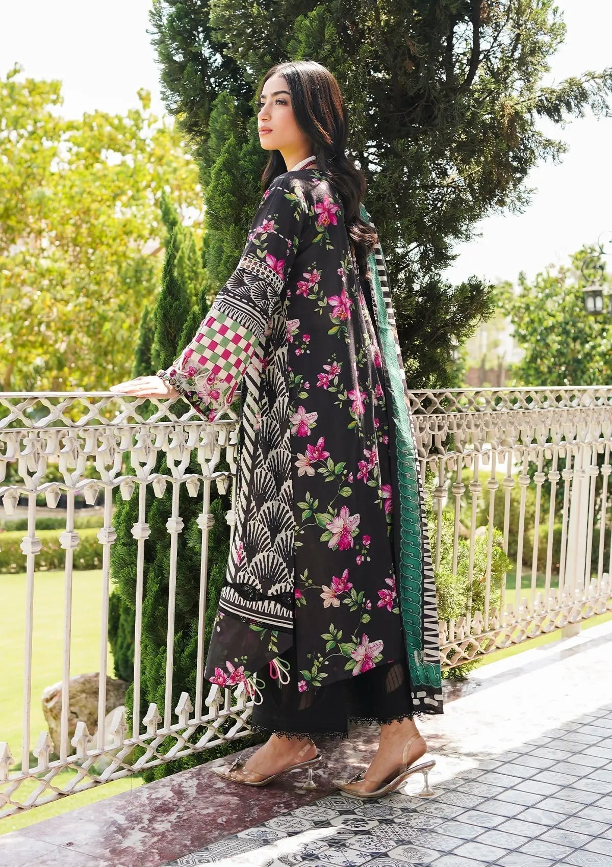 Elaf Printed Lawn Unstitched 3pcs - Jotey