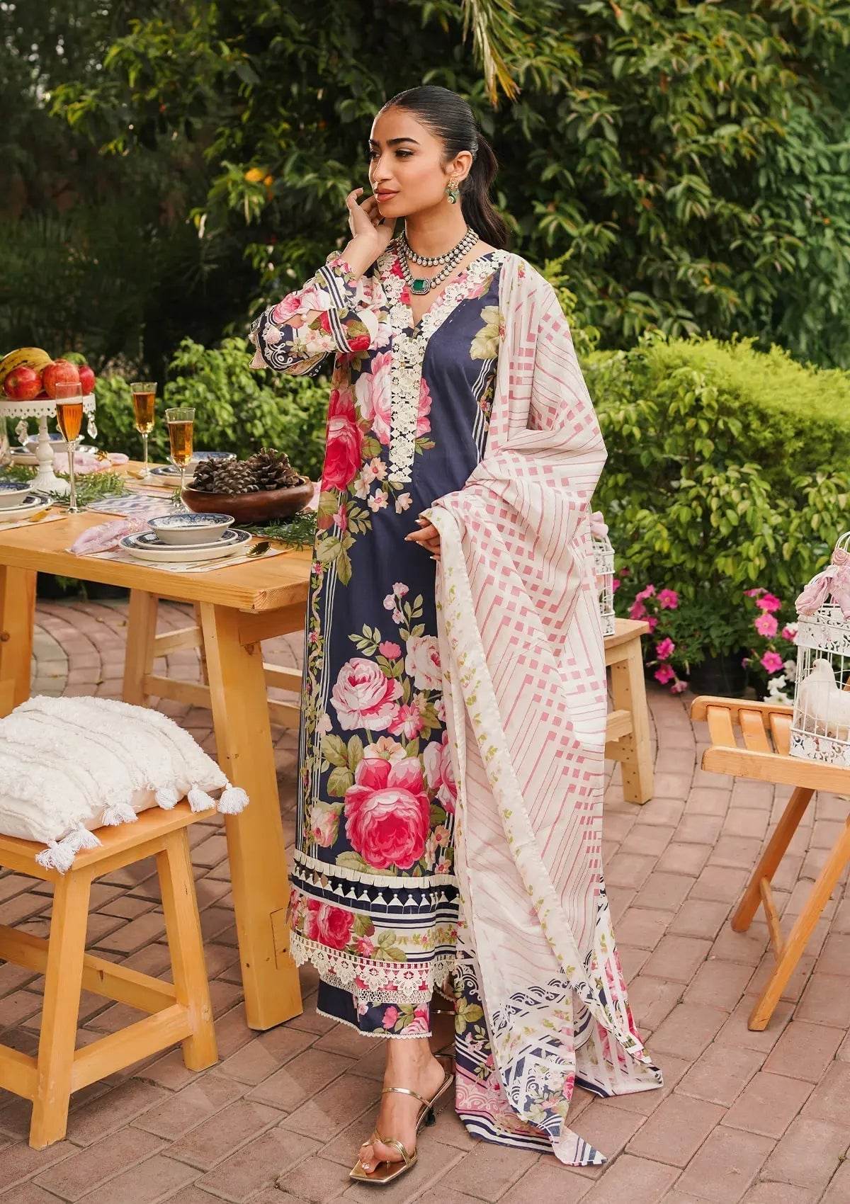 Elaf Printed Lawn Unstitched 3pcs - Jotey