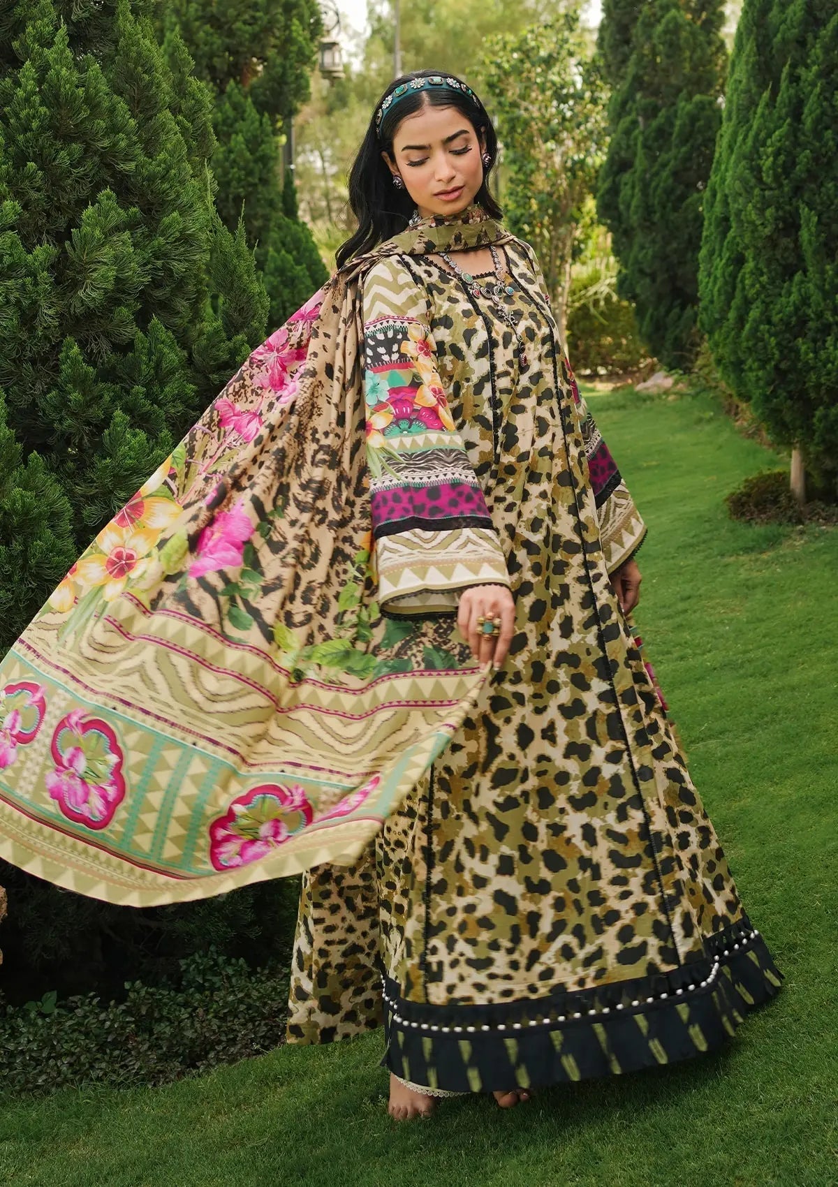 Elaf Printed Lawn Unstitched 3pcs - Jotey