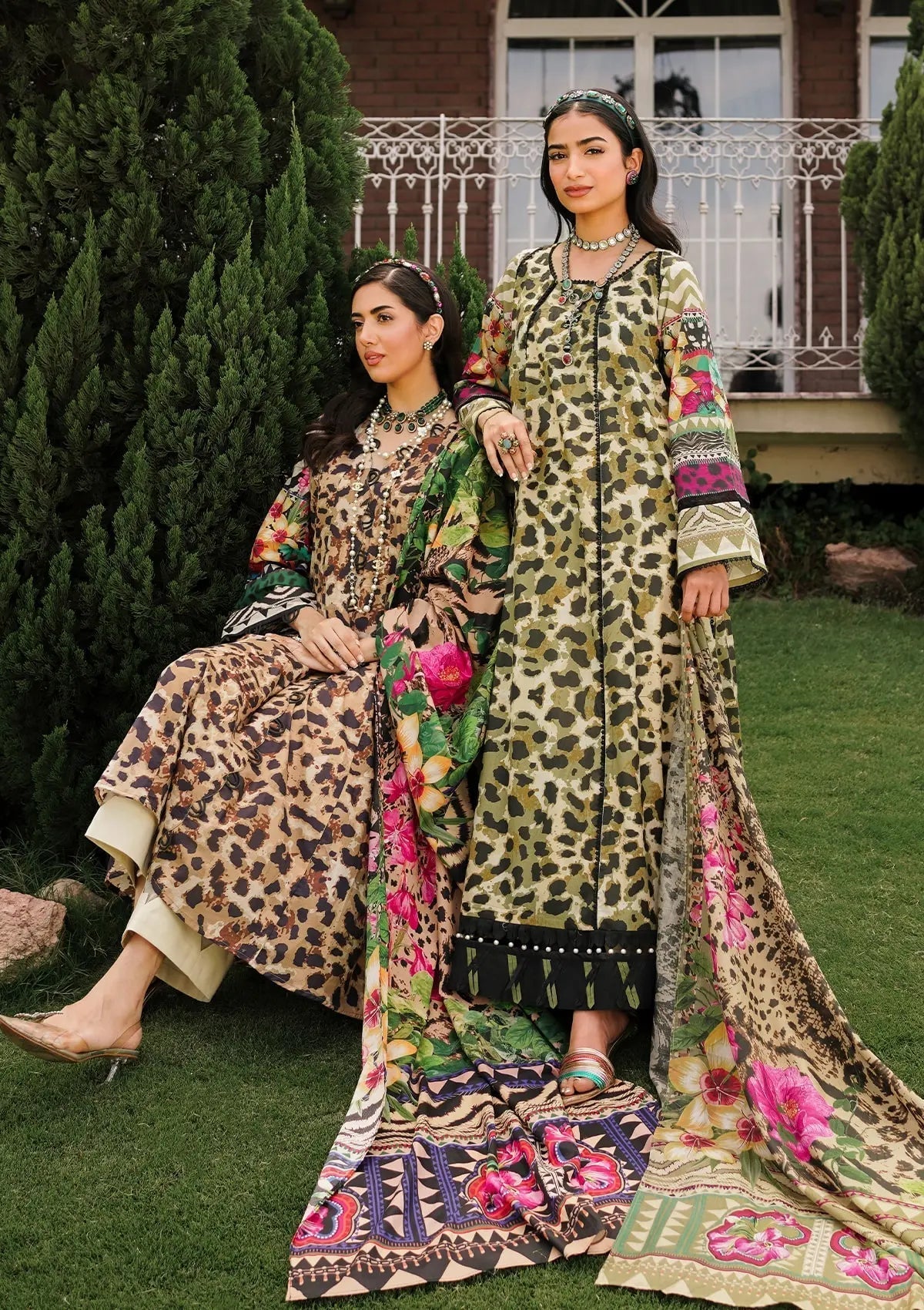 Elaf Printed Lawn Unstitched 3pcs - Jotey