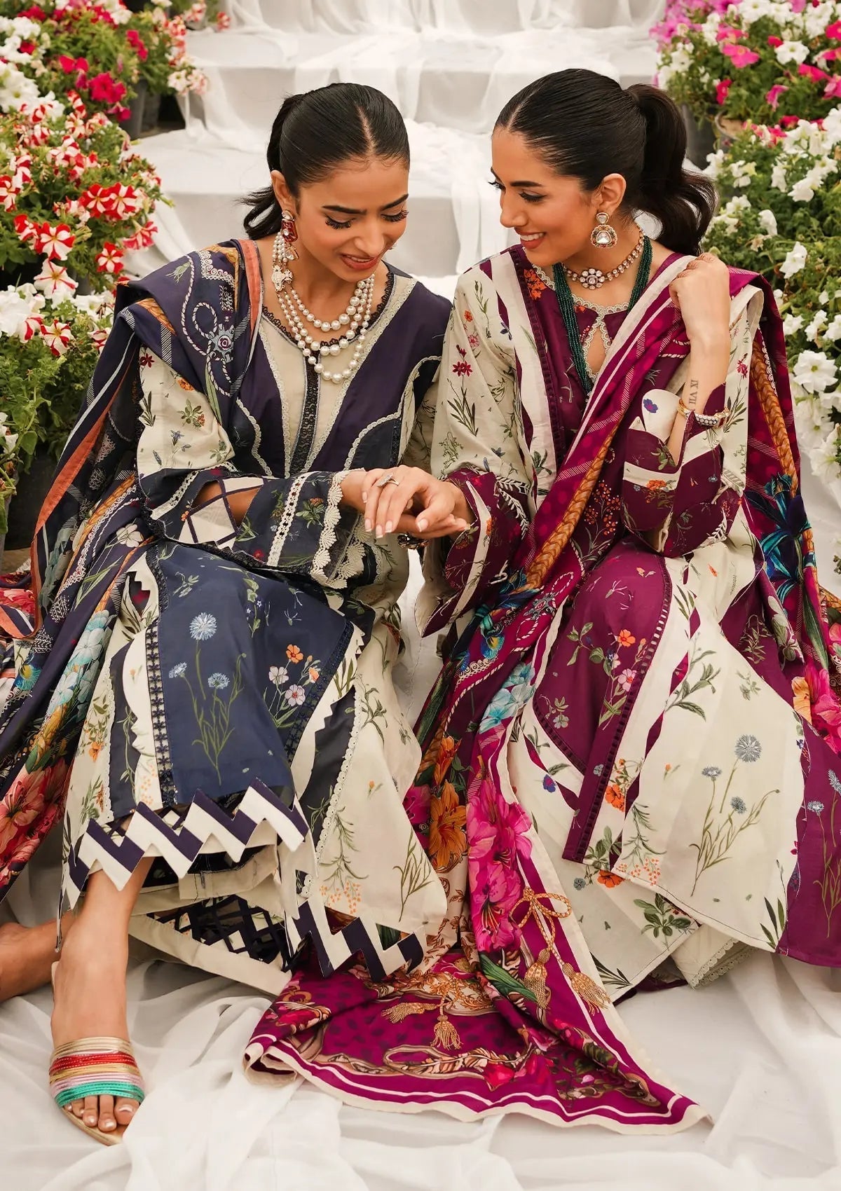 Elaf Printed Lawn Unstitched 3pcs - Jotey