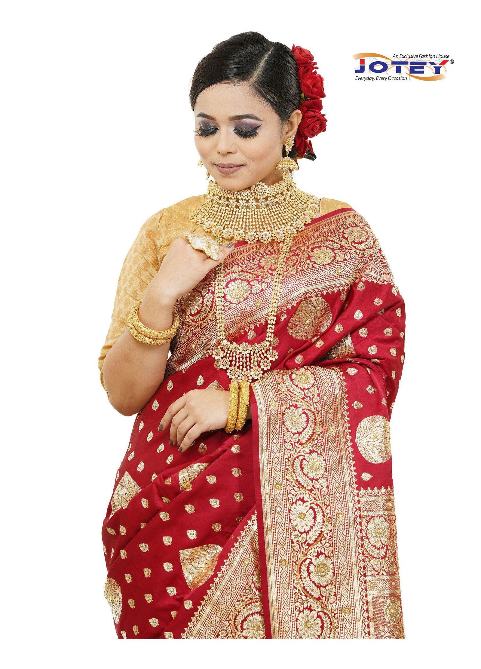 Floral Woven Pure Banarasi Silk Saree in Maroon - Jotey
