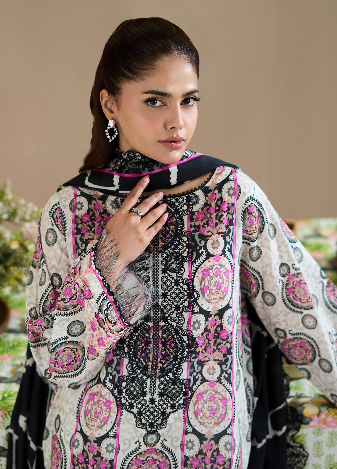 Hania By Binaas Premium Lawn Edition Vol 03 Unstitched 3Pcs