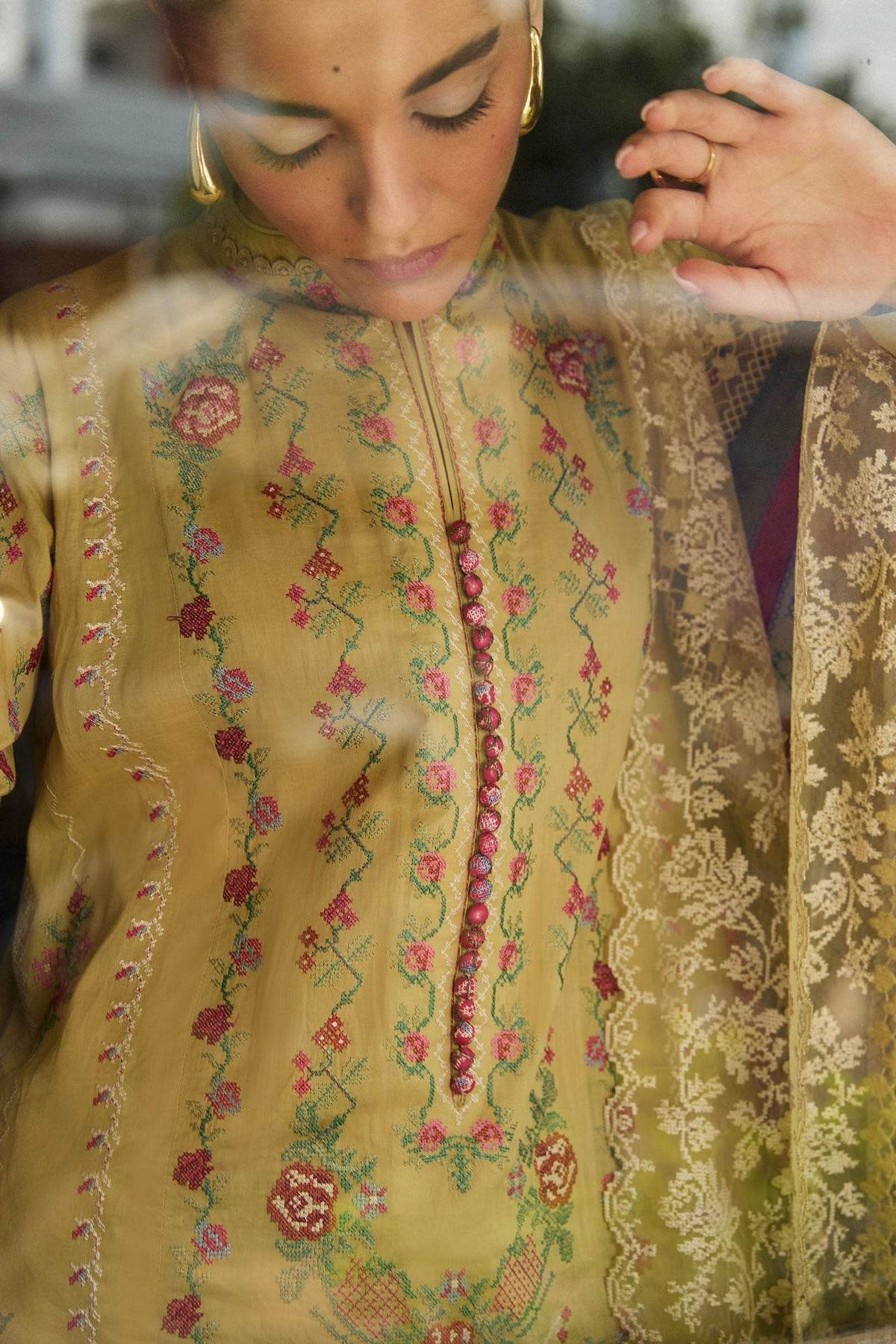 Zara Shahjahan Satori Embroidered Luxury Lawn Unstitched 3pcs - Jotey