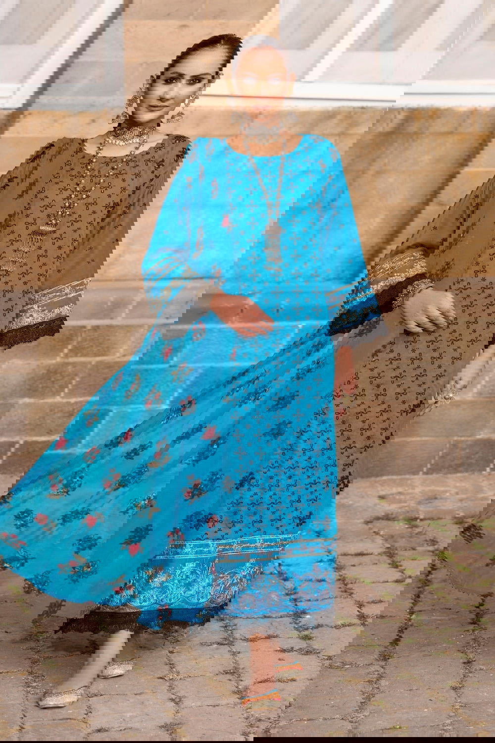 Husn E Jahan By Ittehad Embroidered Law 3pcs - Jotey