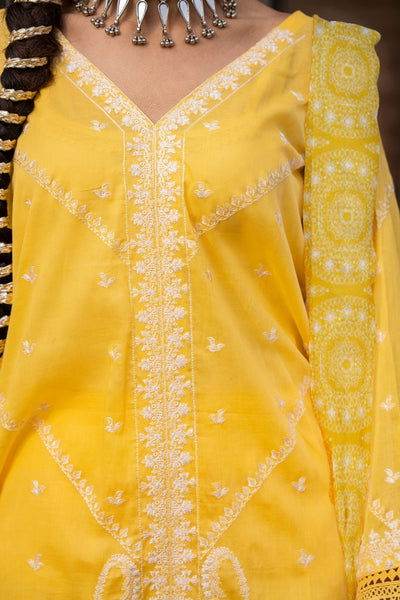 Husn E Jahan By Ittehad Embroidered Lawn 3pcs - Jotey