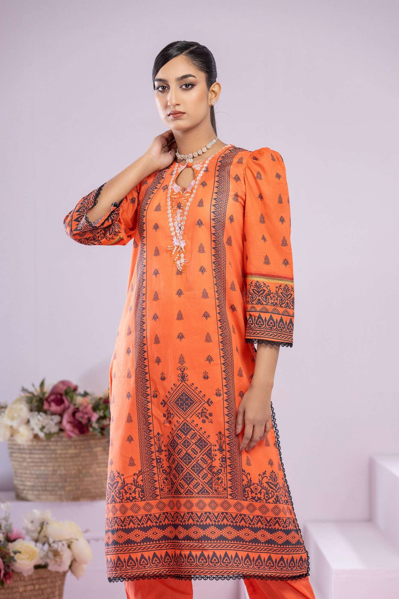 Inaya Embroidered & Sequence Work Unstitched 3pcs