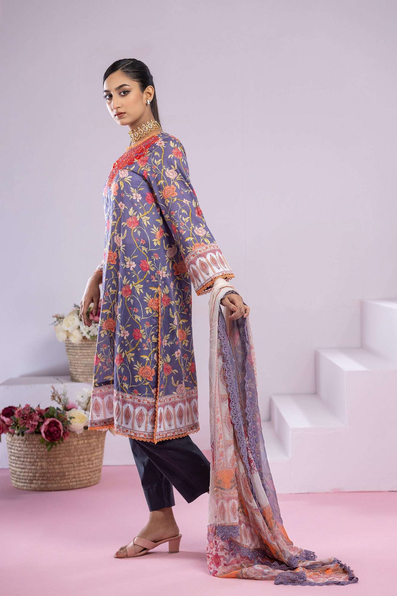 Inaya Embroidered & Sequence Work Unstitched 3pcs