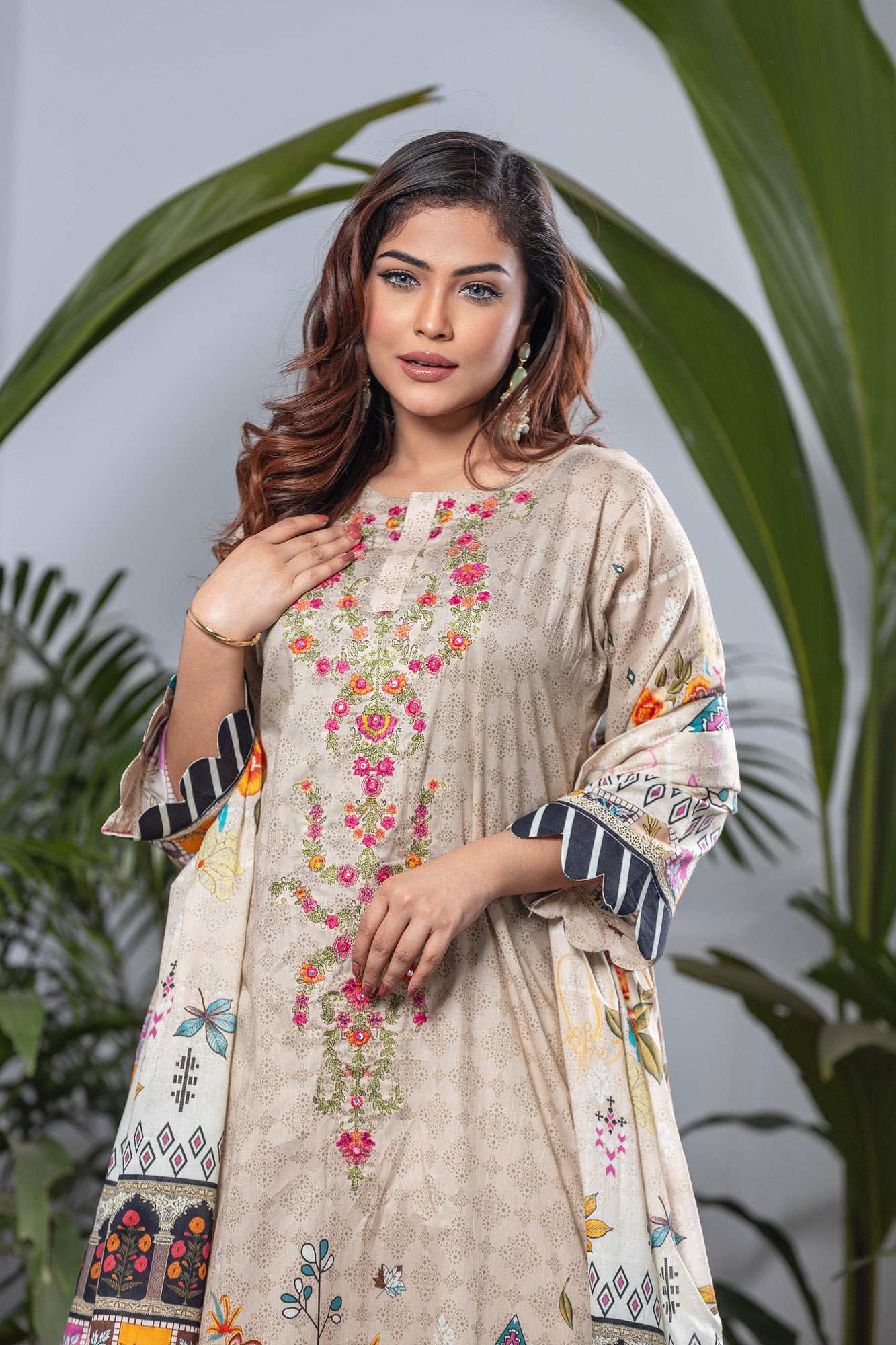 Ellena Vol-01 Ready To Wear Lawn 3pcs