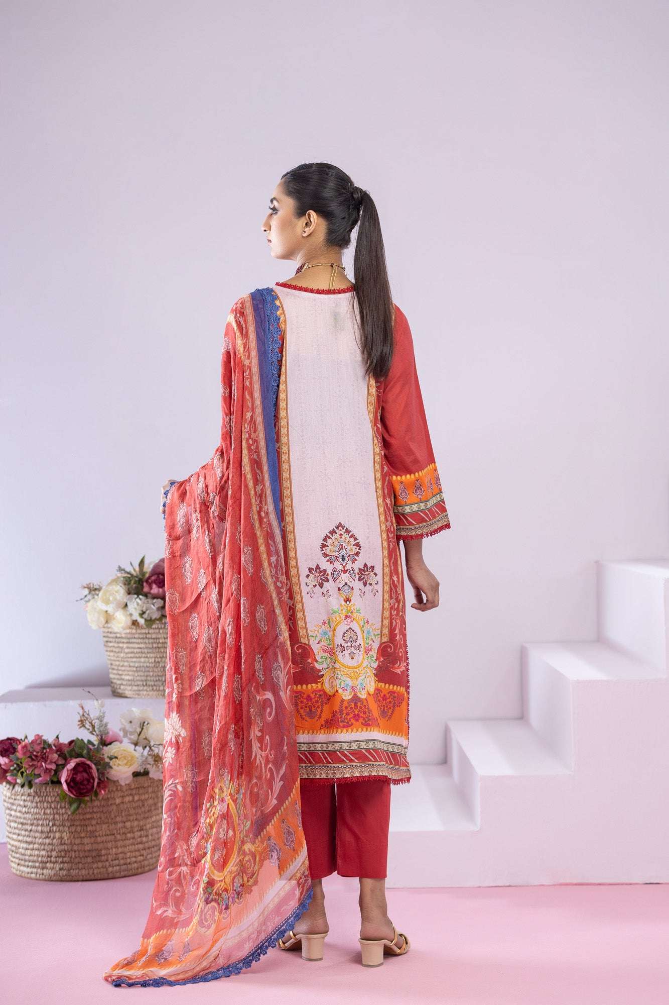 Inaya Embroidered & Sequence Work Unstitched 3pcs